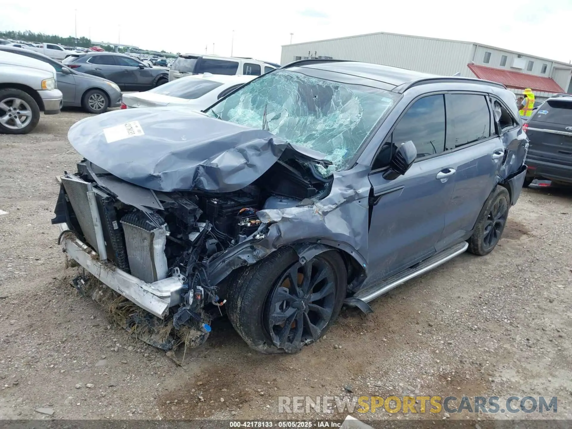 2 Photograph of a damaged car 5XYRKDLF1PG200530 KIA SORENTO 2023