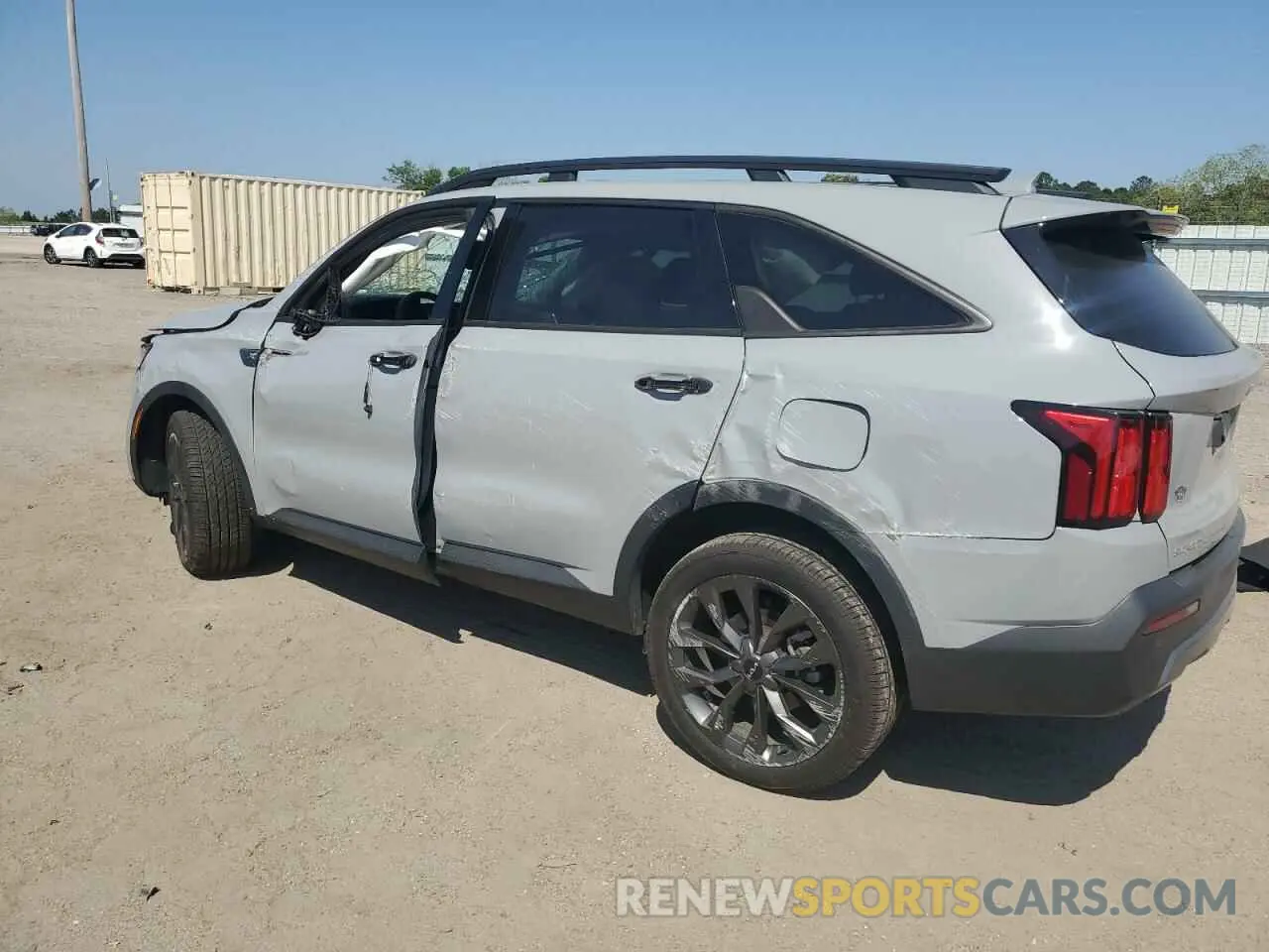 2 Photograph of a damaged car 5XYRKDLF3PG168325 KIA SORENTO 2023