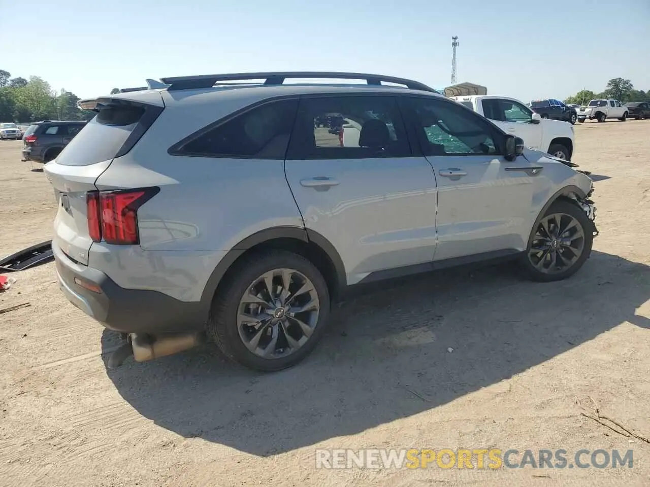 3 Photograph of a damaged car 5XYRKDLF3PG168325 KIA SORENTO 2023