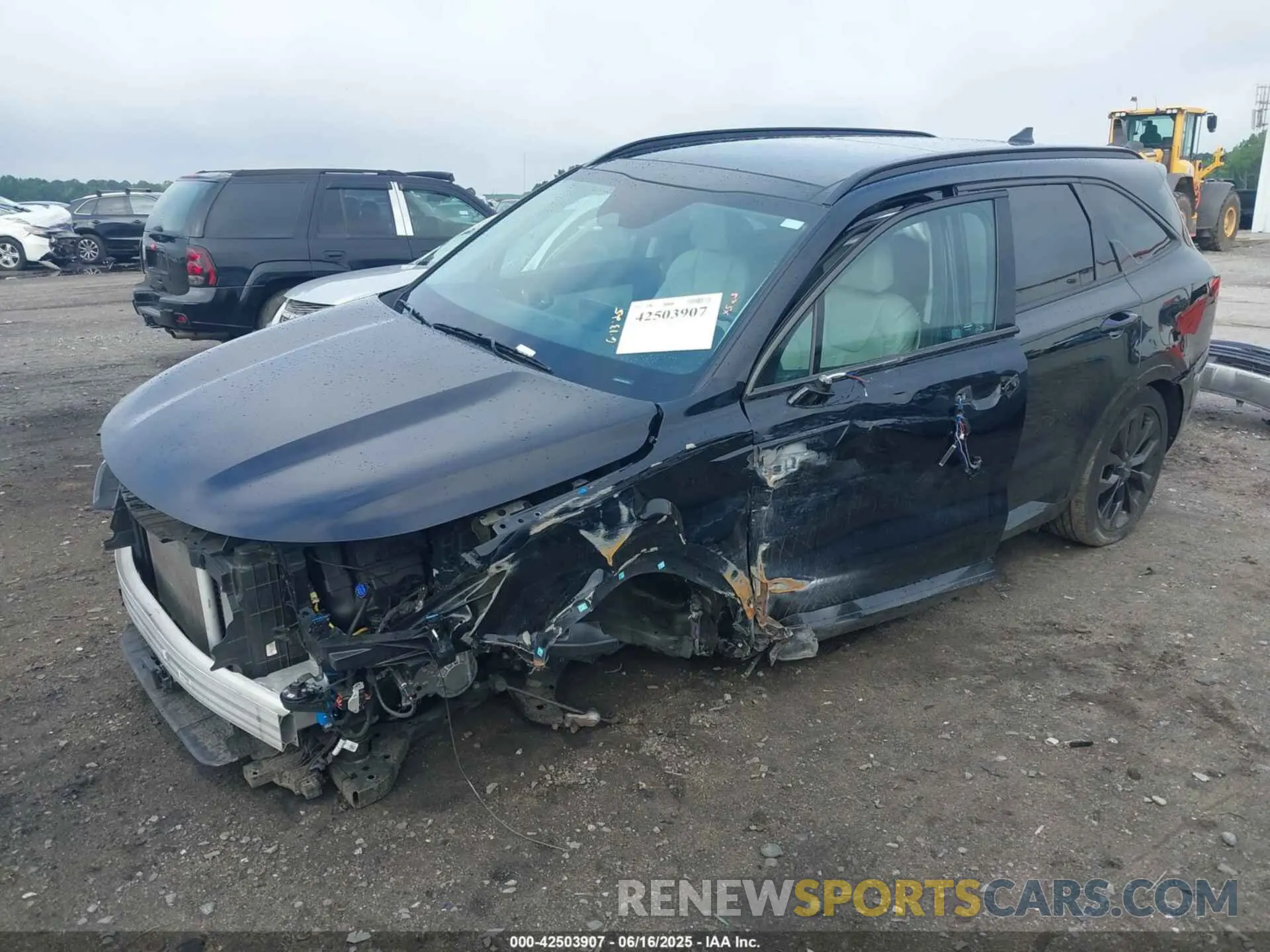 2 Photograph of a damaged car 5XYRKDLF3PG219032 KIA SORENTO 2023