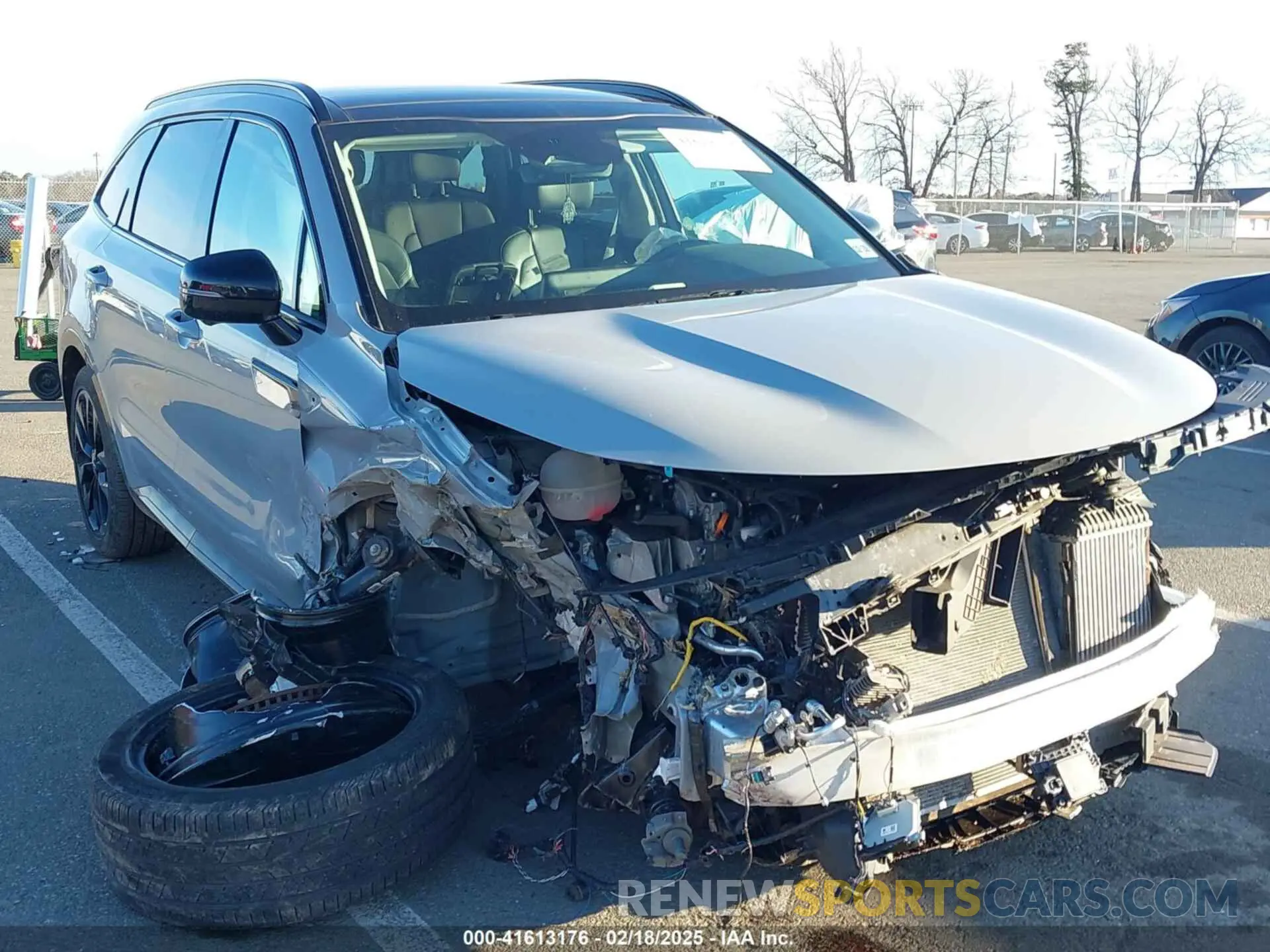 1 Photograph of a damaged car 5XYRKDLF5PG226127 KIA SORENTO 2023