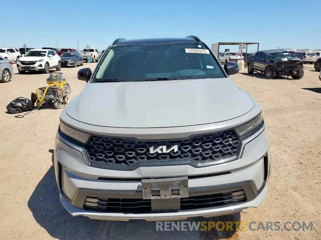 5 Photograph of a damaged car 5XYRKDLF7PG209166 KIA SORENTO 2023