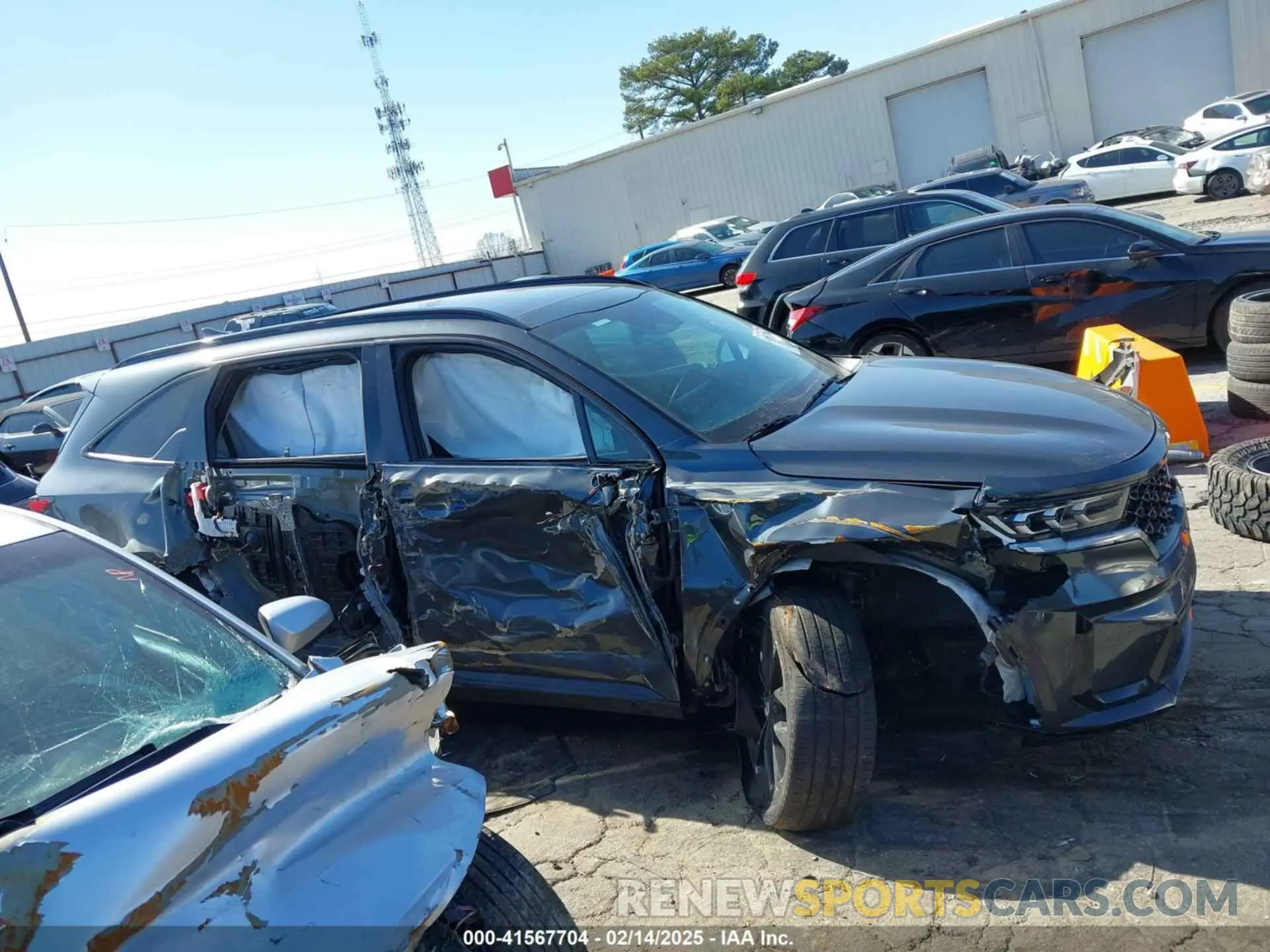 13 Photograph of a damaged car 5XYRKDLF7PG237789 KIA SORENTO 2023