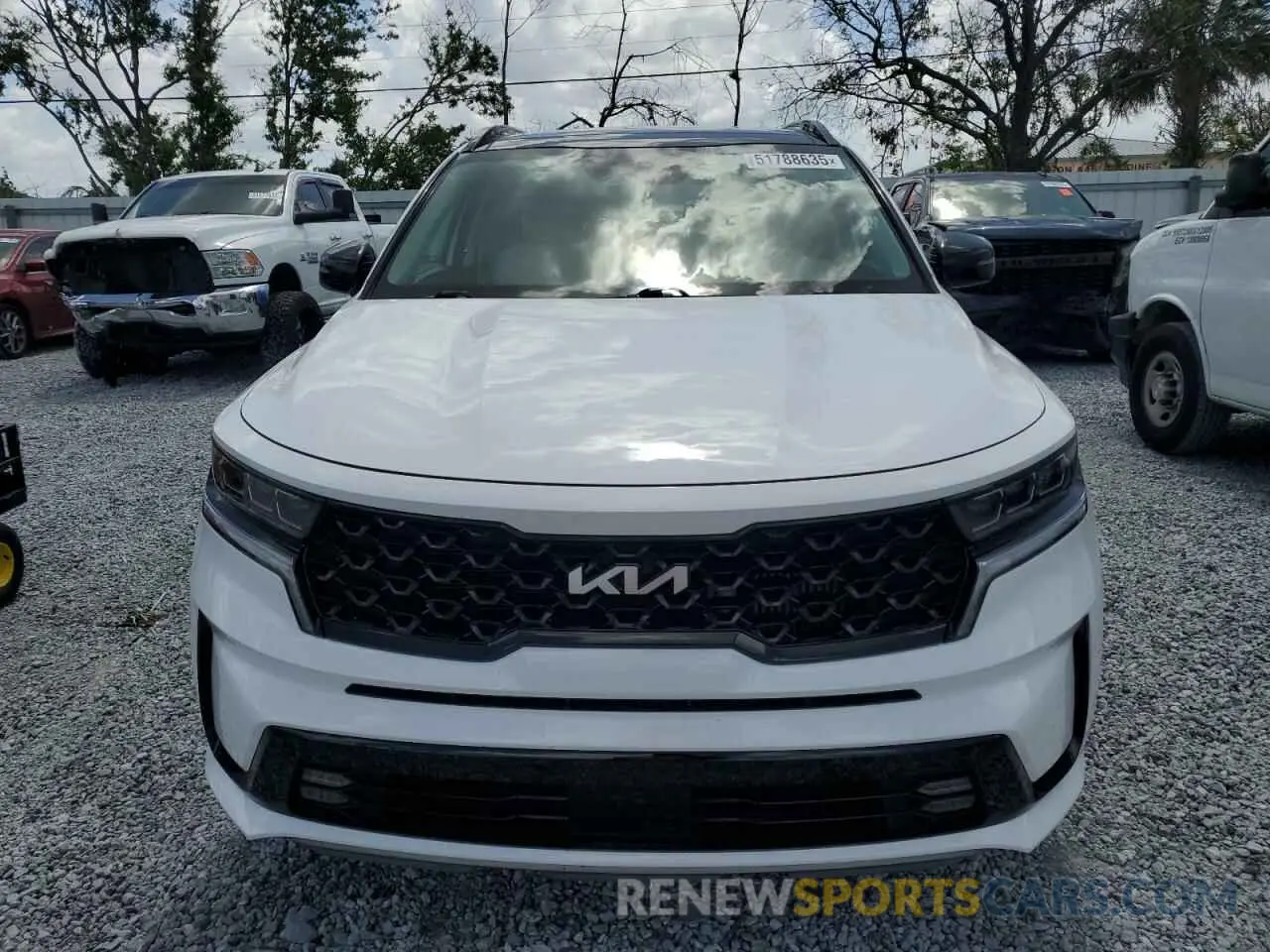 5 Photograph of a damaged car 5XYRKDLF8PG189820 KIA SORENTO 2023