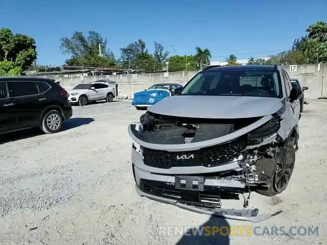 12 Photograph of a damaged car 5XYRKDLFXPG172260 KIA SORENTO 2023
