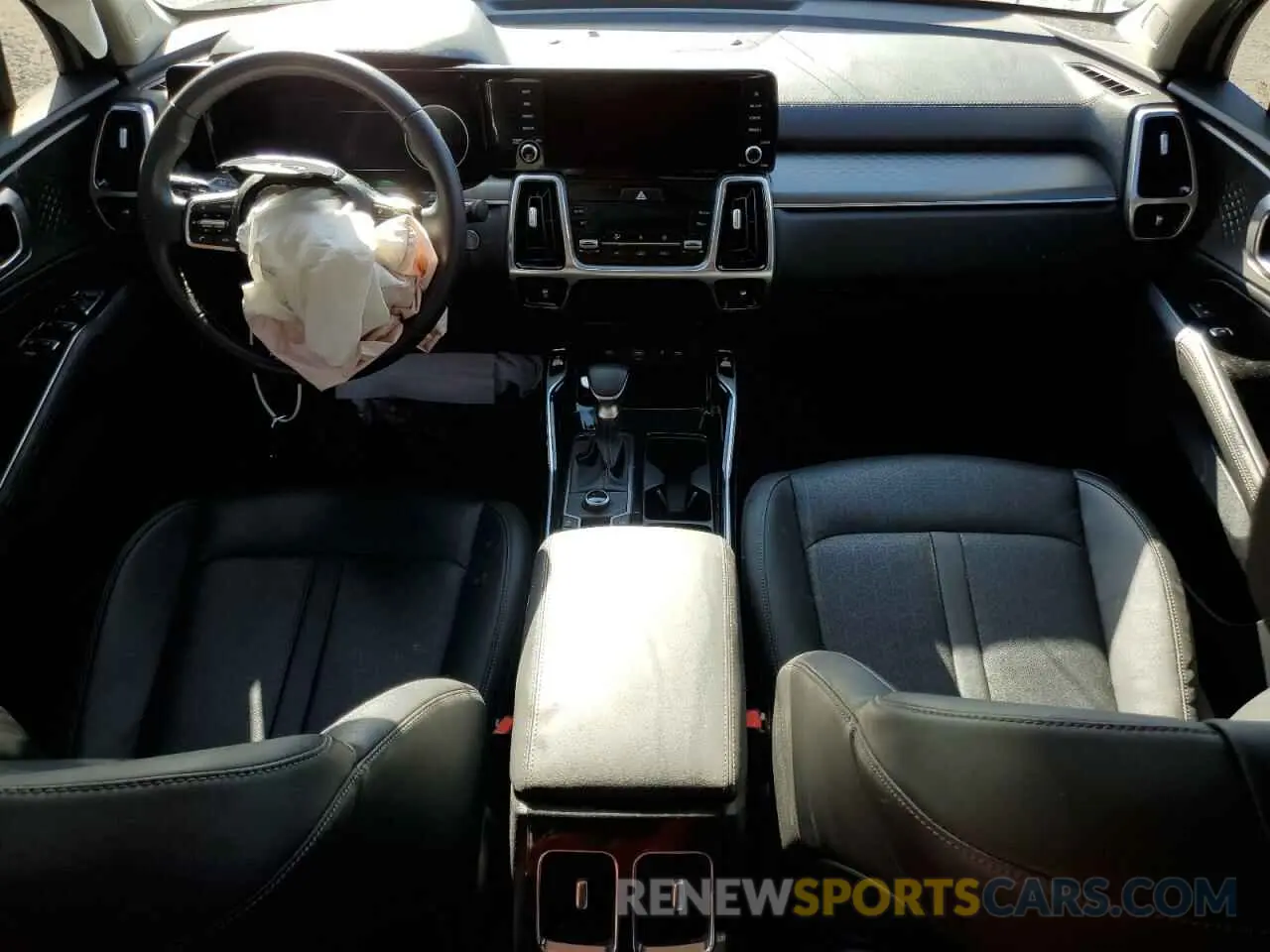 8 Photograph of a damaged car 5XYRKDLFXPG172260 KIA SORENTO 2023