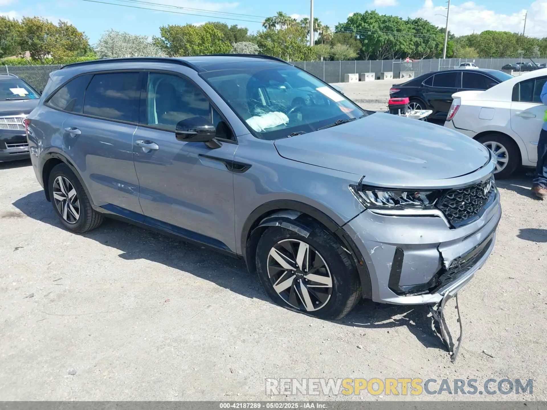 1 Photograph of a damaged car 5XYRL4LC1PG210736 KIA SORENTO 2023