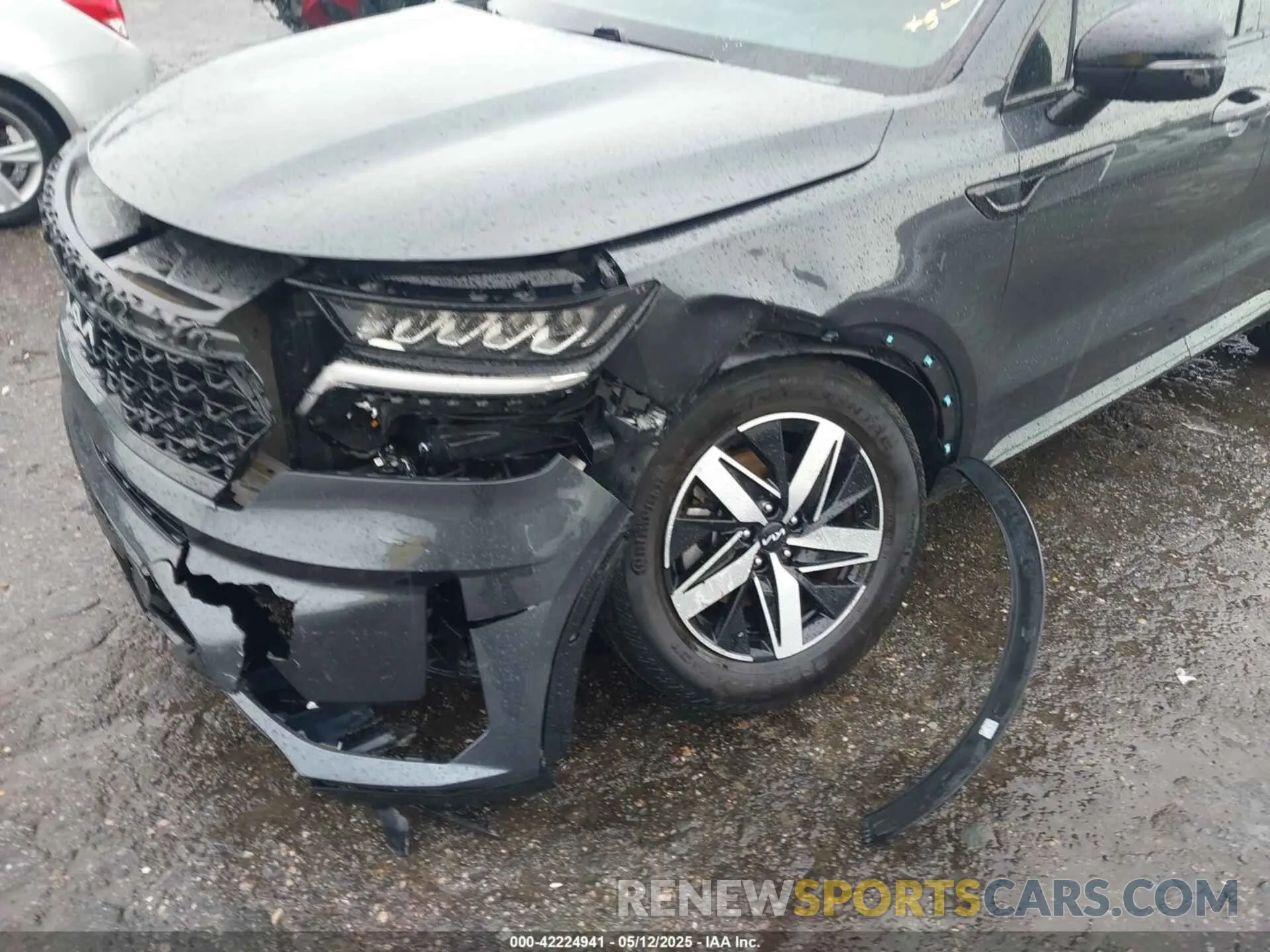 18 Photograph of a damaged car 5XYRL4LC2PG247794 KIA SORENTO 2023