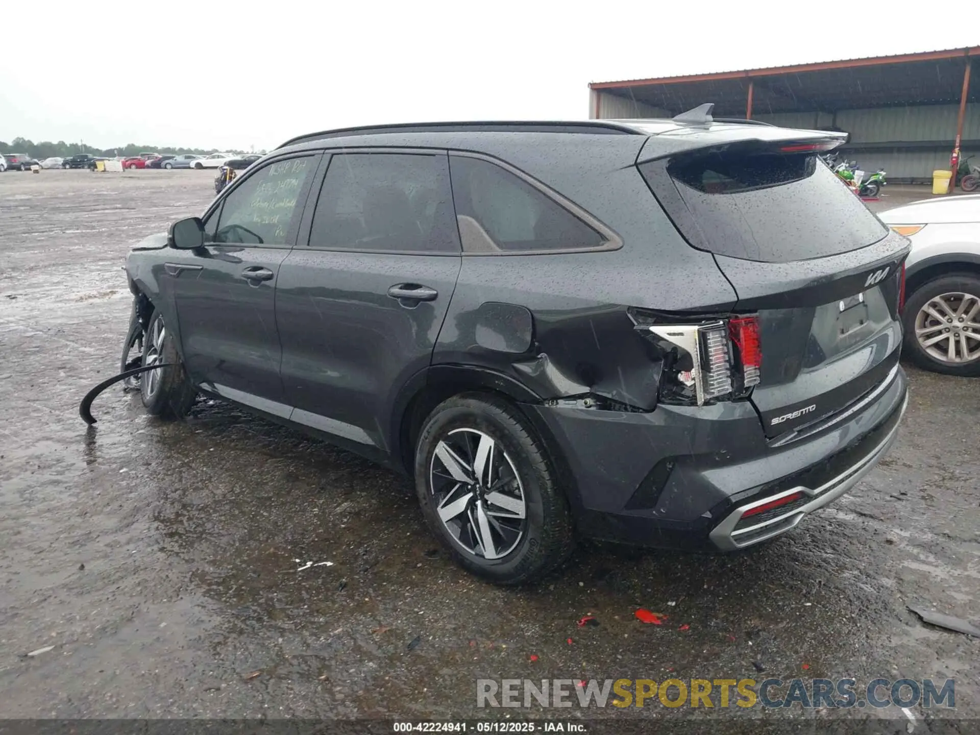 3 Photograph of a damaged car 5XYRL4LC2PG247794 KIA SORENTO 2023