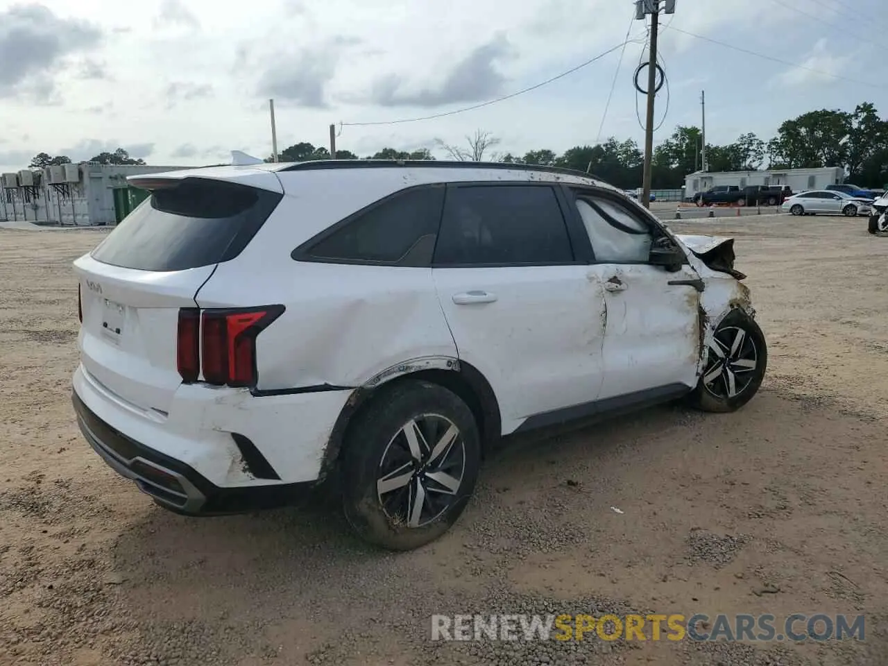 3 Photograph of a damaged car 5XYRL4LC3PG178968 KIA SORENTO 2023