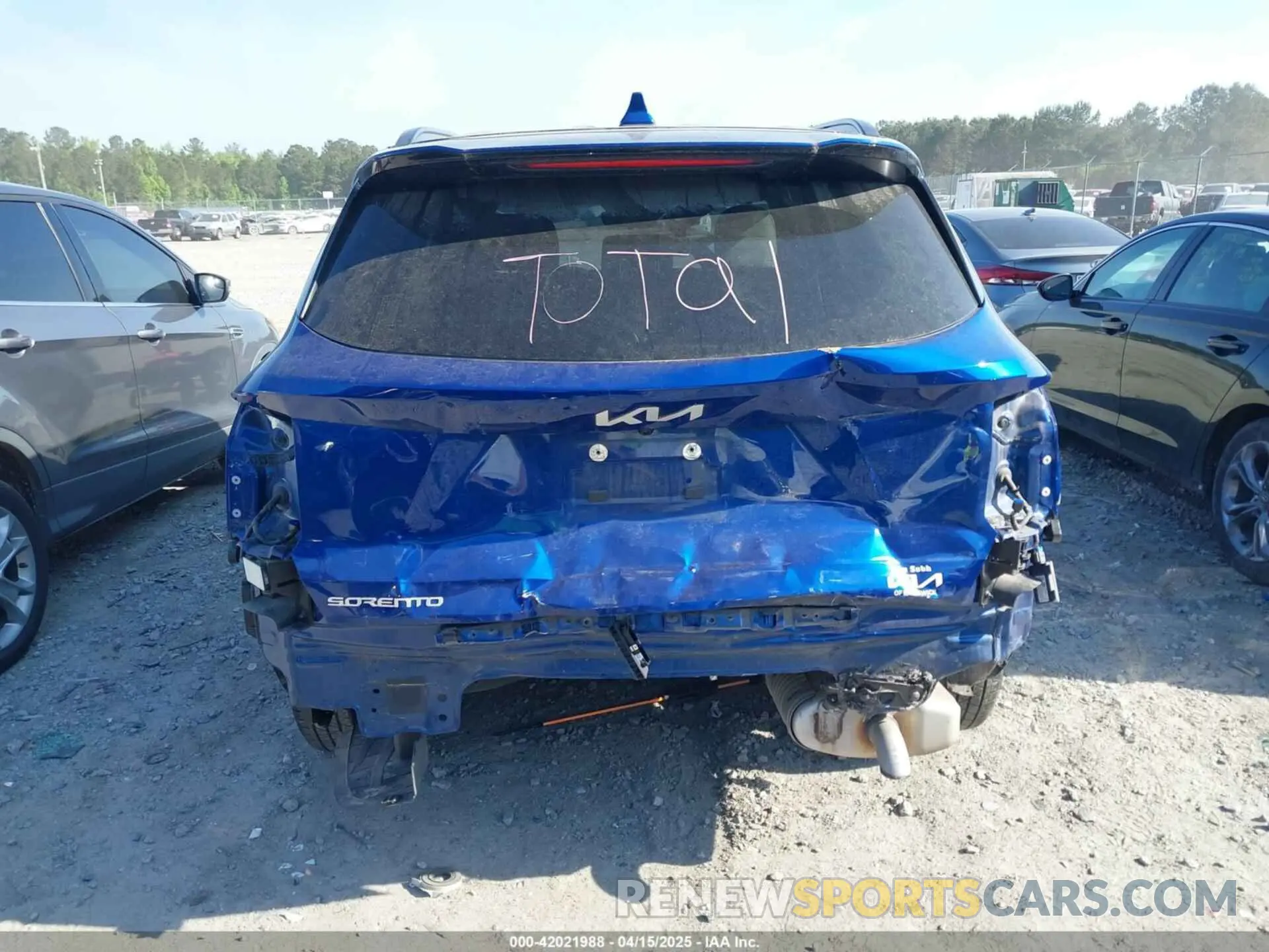 16 Photograph of a damaged car 5XYRL4LC3PG204758 KIA SORENTO 2023