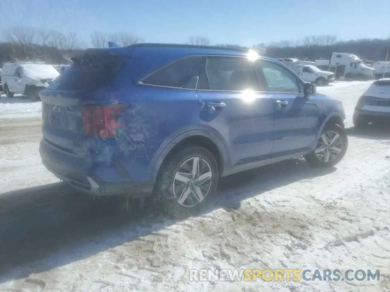 3 Photograph of a damaged car 5XYRL4LC4PG232696 KIA SORENTO 2023