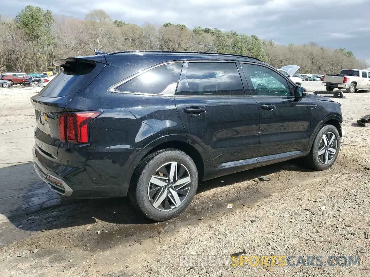 3 Photograph of a damaged car 5XYRL4LC4PG250213 KIA SORENTO 2023