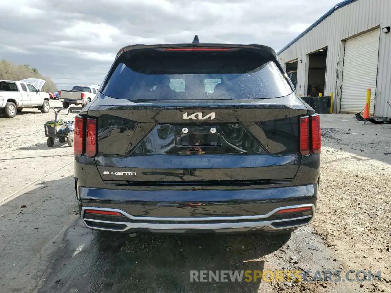 6 Photograph of a damaged car 5XYRL4LC4PG250213 KIA SORENTO 2023