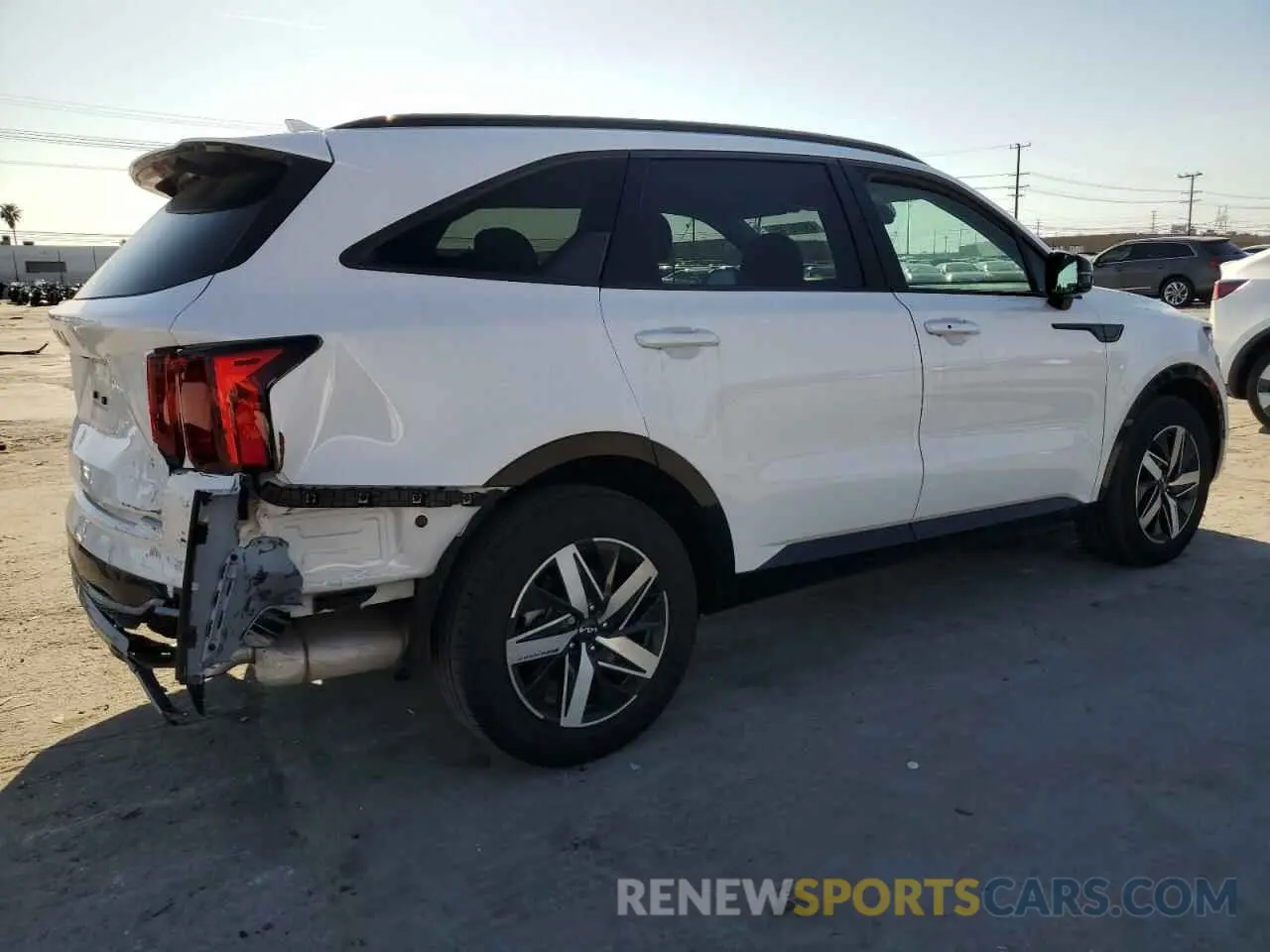 3 Photograph of a damaged car 5XYRL4LC5PG208066 KIA SORENTO 2023