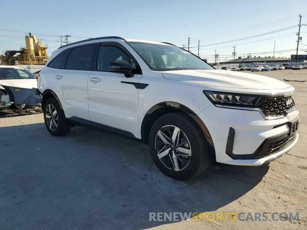 4 Photograph of a damaged car 5XYRL4LC5PG208066 KIA SORENTO 2023