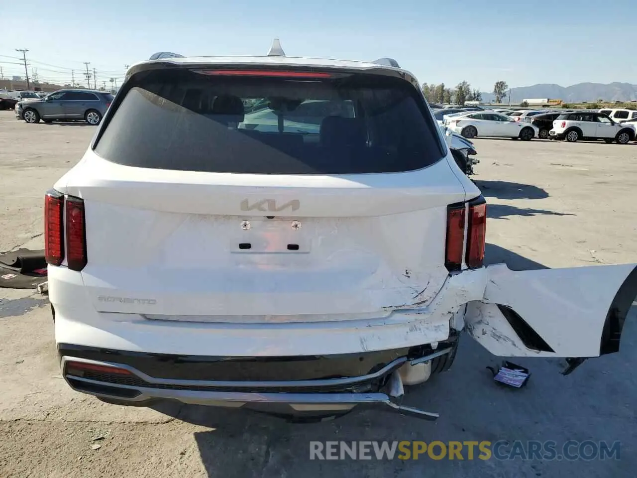 6 Photograph of a damaged car 5XYRL4LC5PG208066 KIA SORENTO 2023