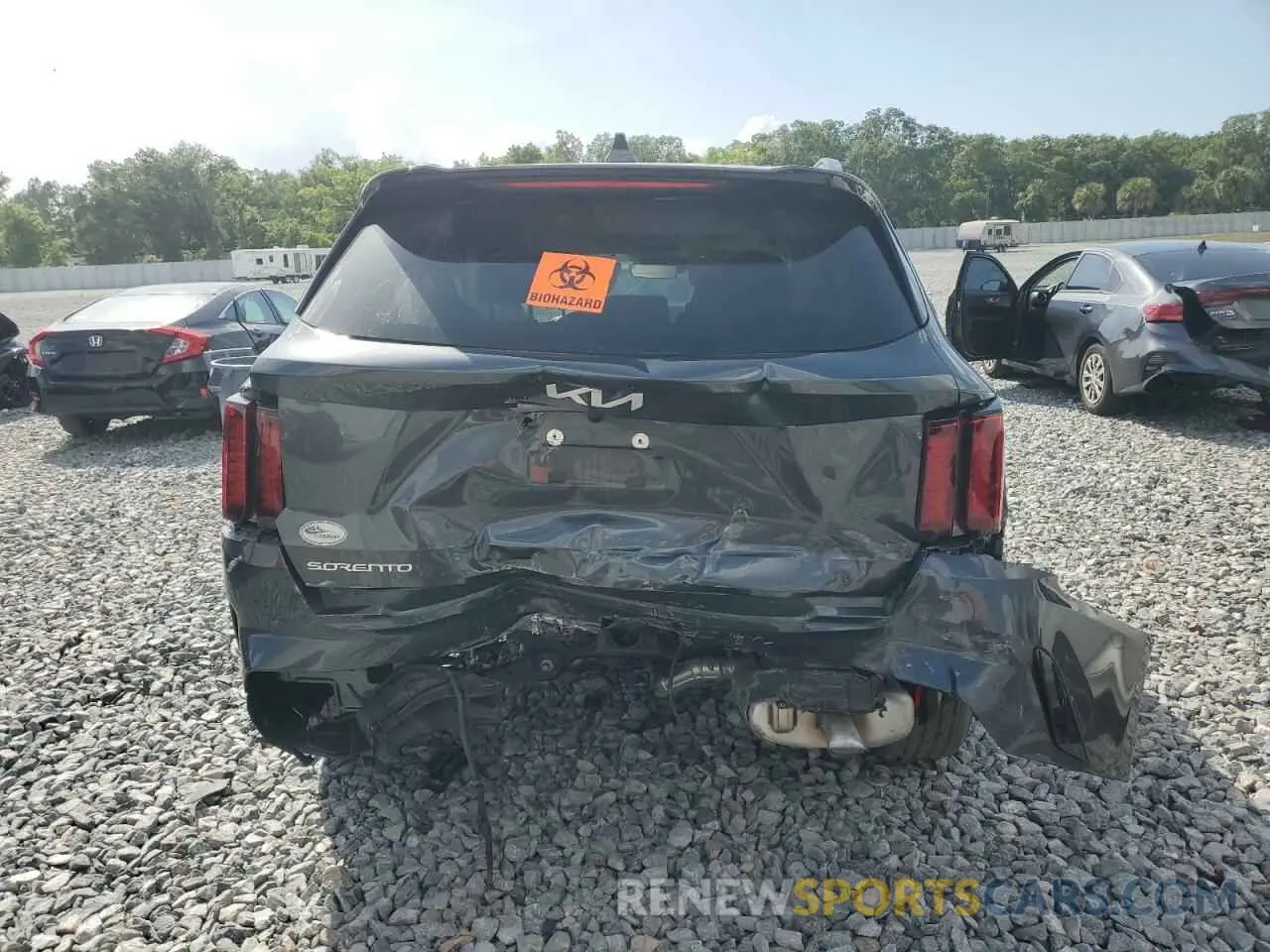 6 Photograph of a damaged car 5XYRL4LC5PG222422 KIA SORENTO 2023