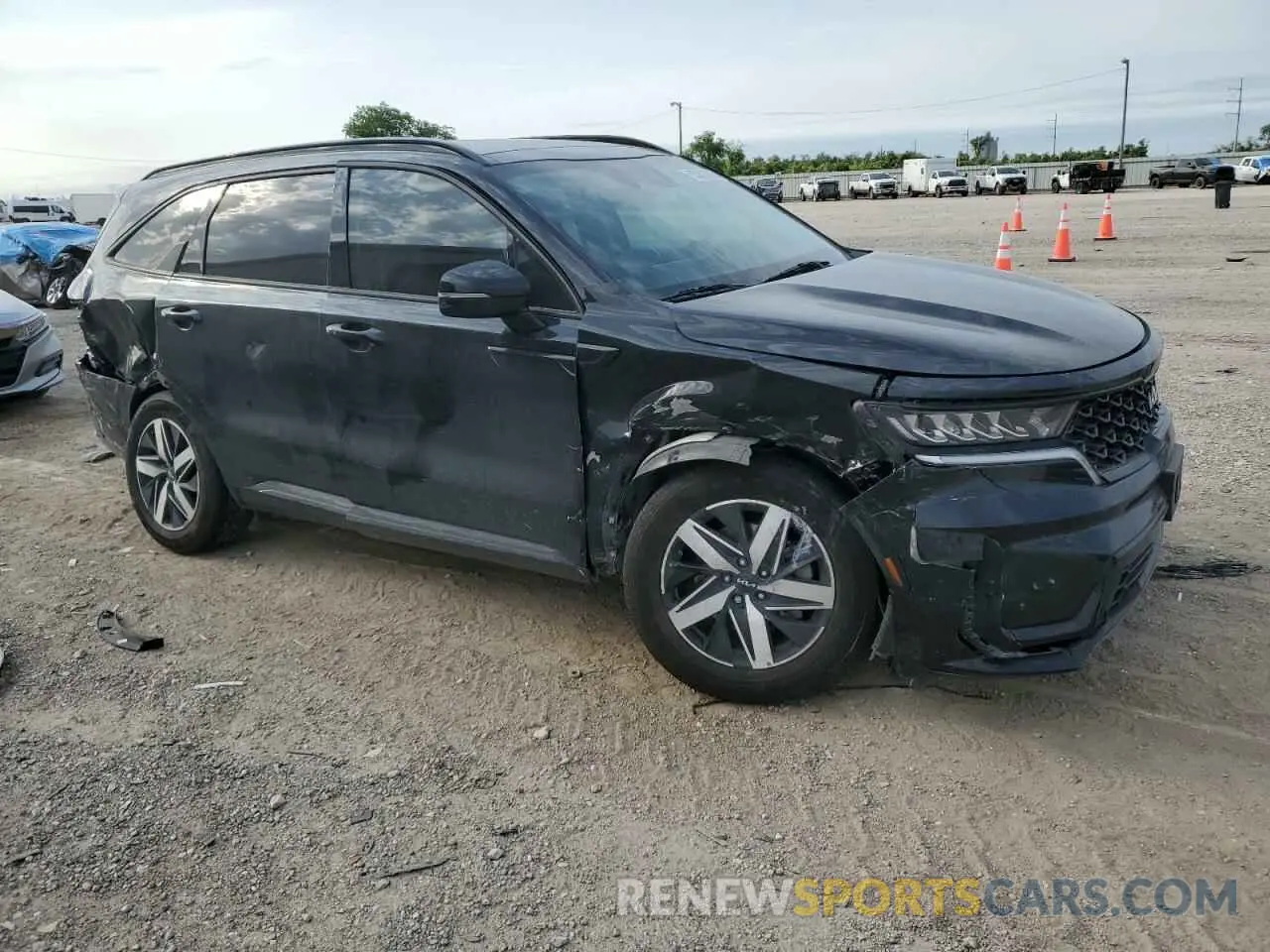 4 Photograph of a damaged car 5XYRL4LC6PG186949 KIA SORENTO 2023