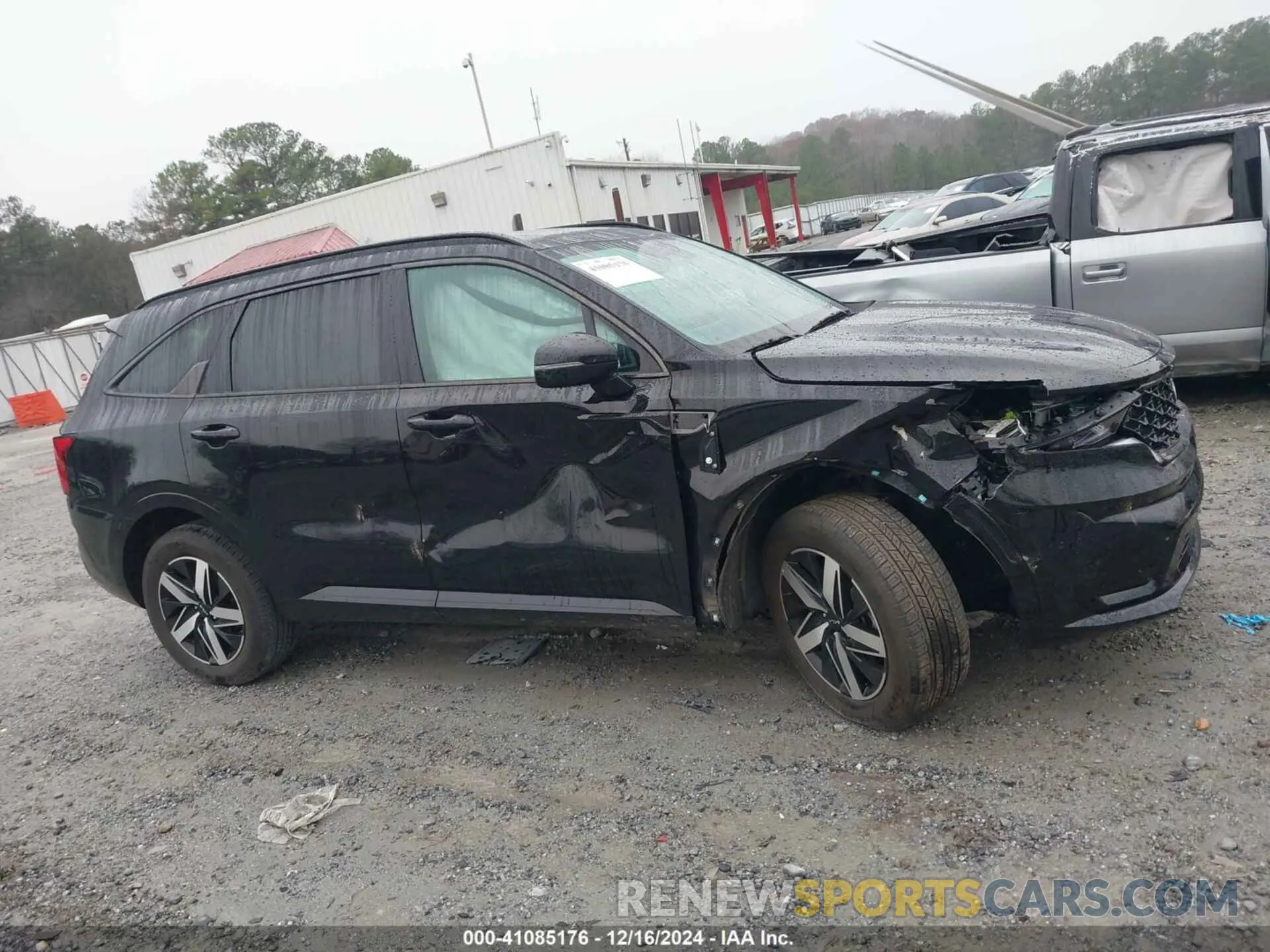 13 Photograph of a damaged car 5XYRL4LC7PG222843 KIA SORENTO 2023