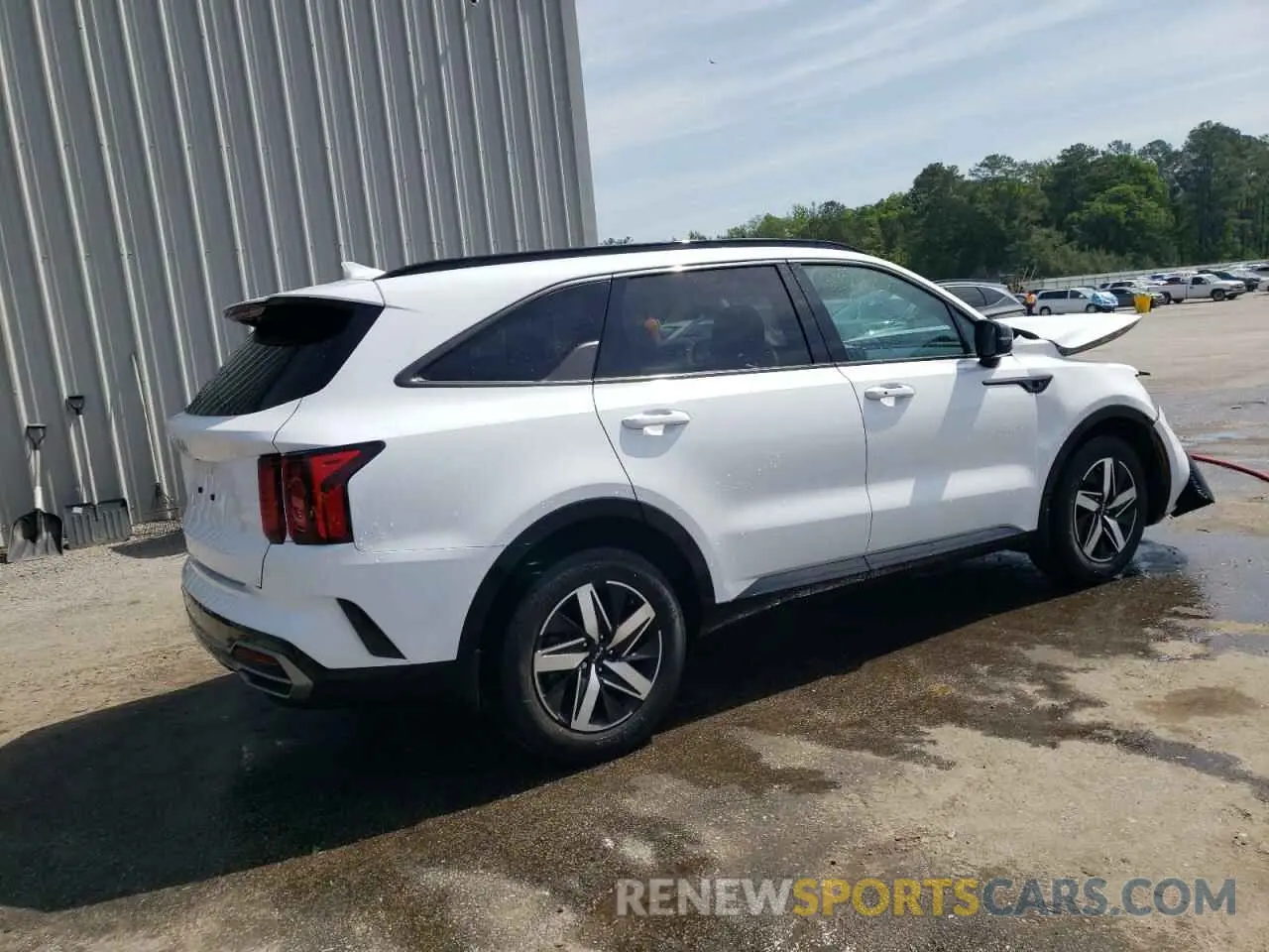 3 Photograph of a damaged car 5XYRL4LC7PG230084 KIA SORENTO 2023