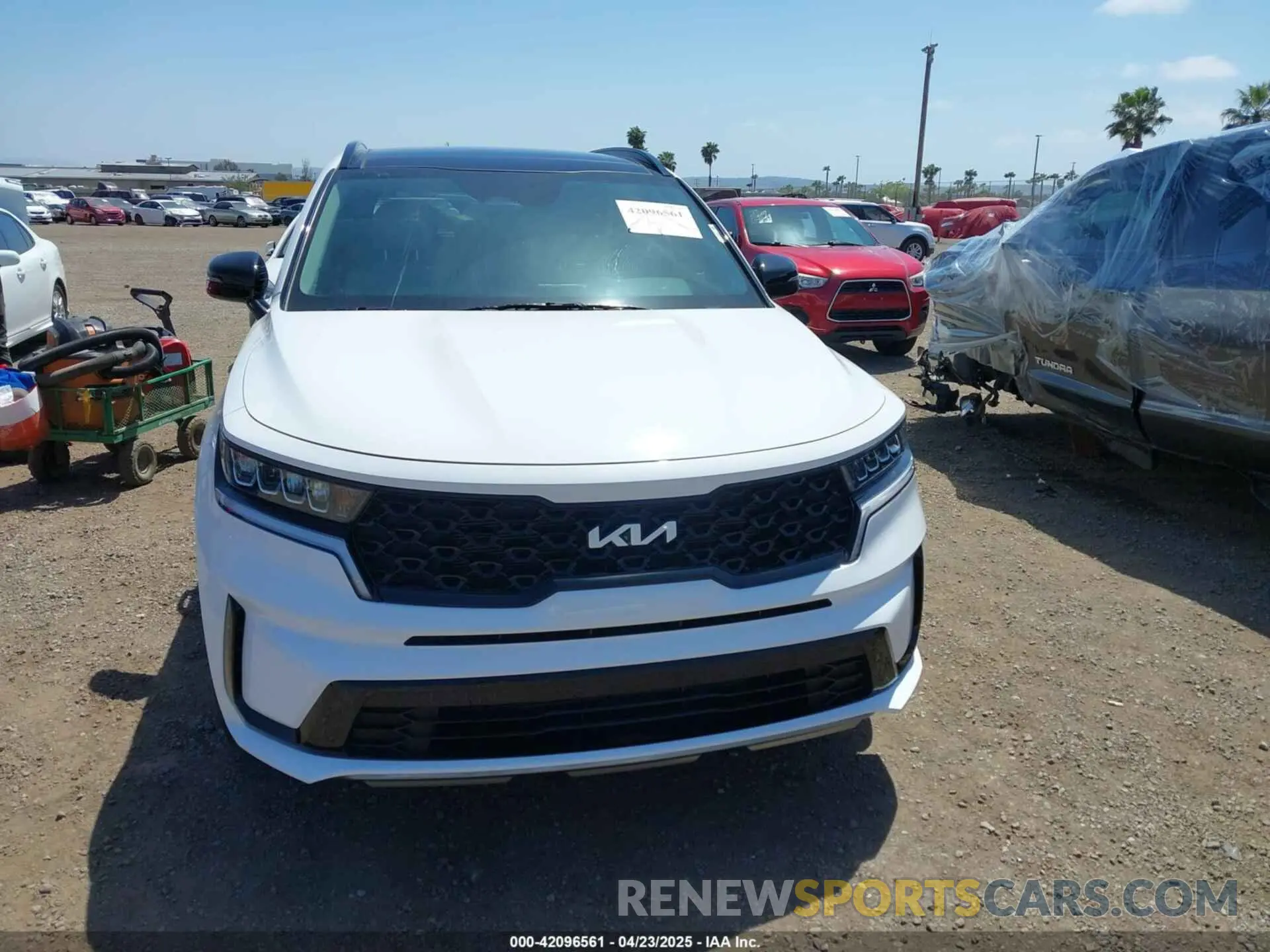 13 Photograph of a damaged car 5XYRL4LCXPG229608 KIA SORENTO 2023