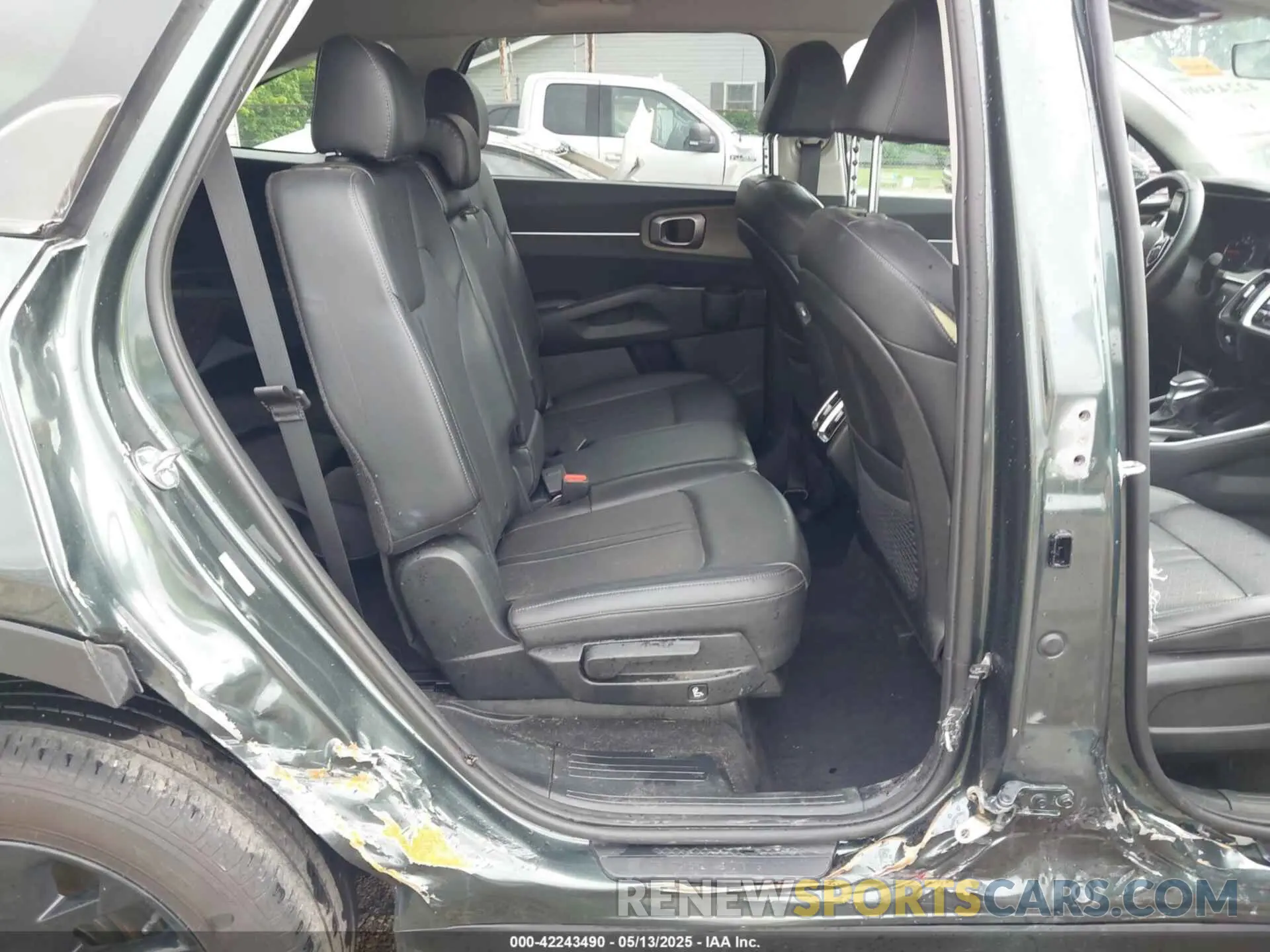 8 Photograph of a damaged car 5XYRLDLC9PG230491 KIA SORENTO 2023
