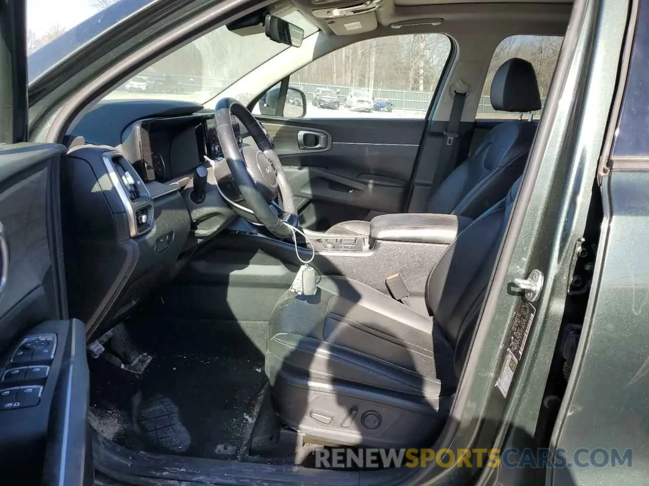 7 Photograph of a damaged car 5XYRLDLCXPG169541 KIA SORENTO 2023
