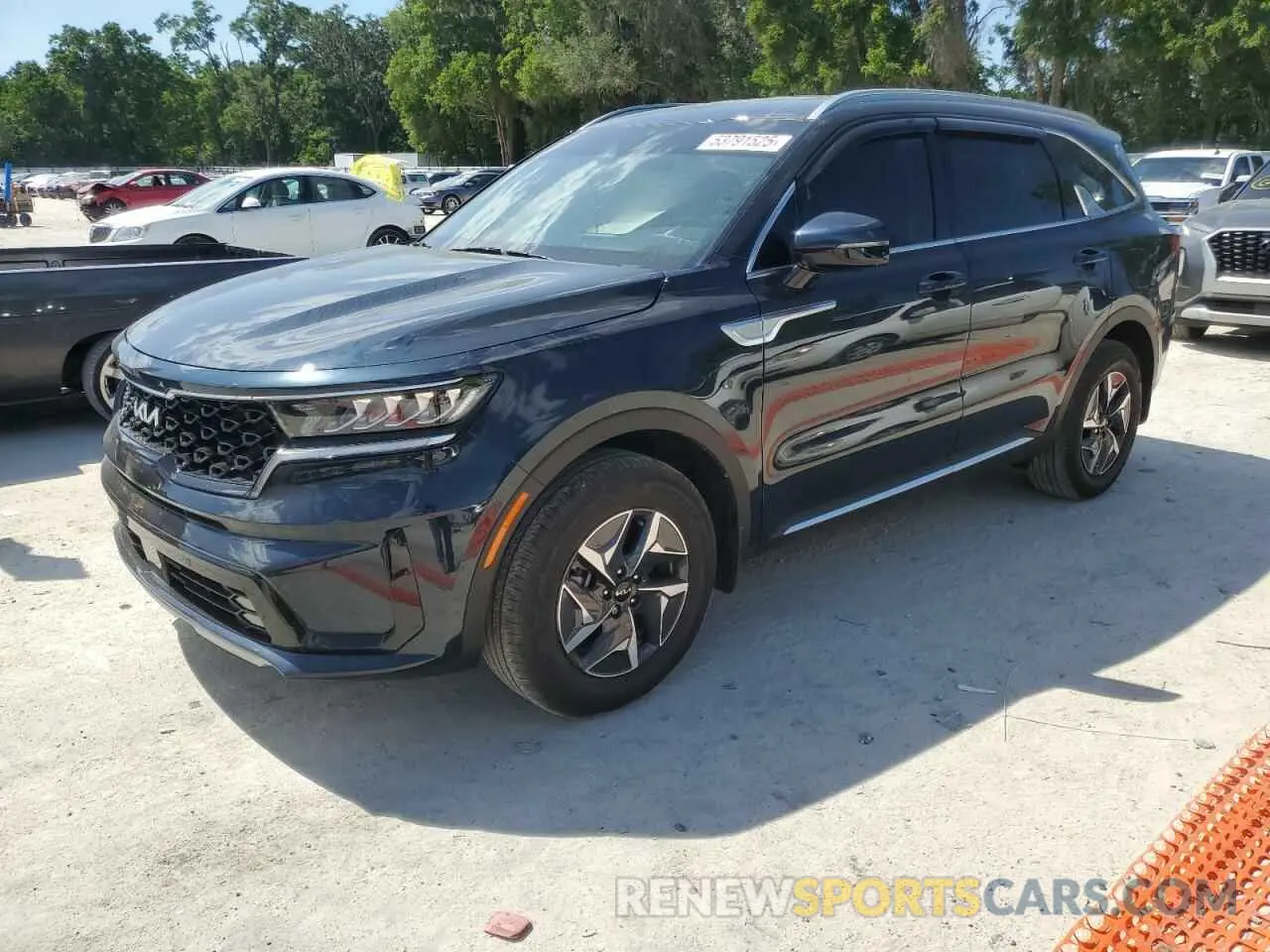 1 Photograph of a damaged car KNDRH4LG1P5175290 KIA SORENTO 2023
