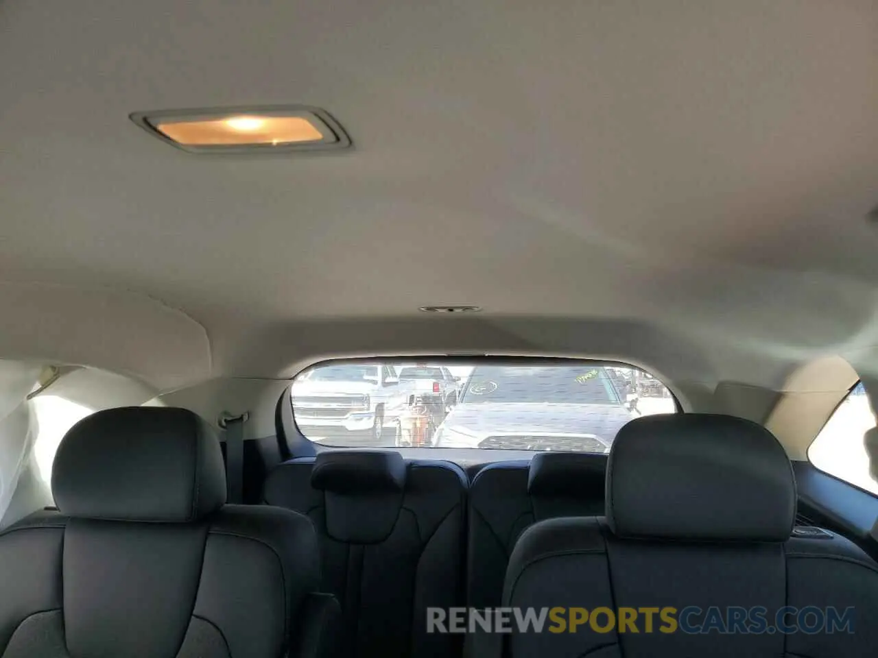 10 Photograph of a damaged car KNDRH4LG1P5175290 KIA SORENTO 2023