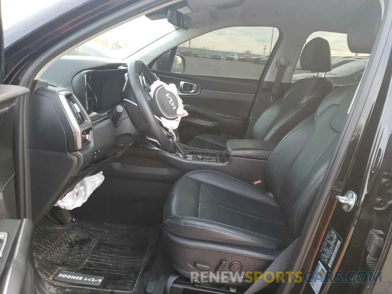7 Photograph of a damaged car KNDRH4LGXP5187065 KIA SORENTO 2023