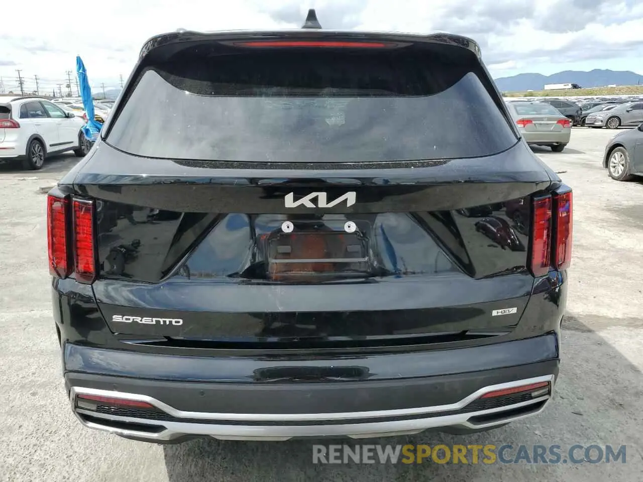 6 Photograph of a damaged car KNDRH4LGXP5199166 KIA SORENTO 2023