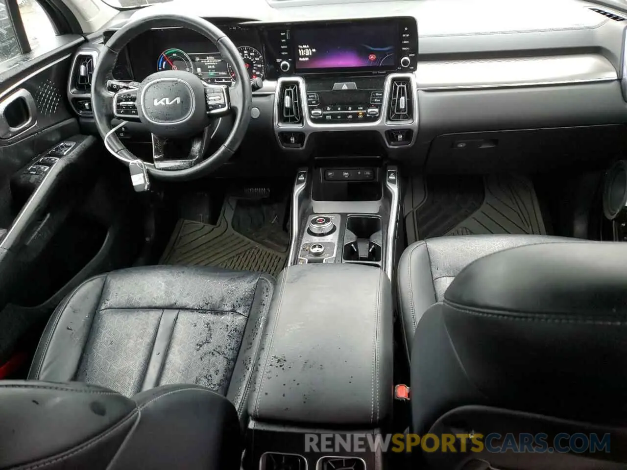 8 Photograph of a damaged car KNDRHDLG7P5168800 KIA SORENTO 2023