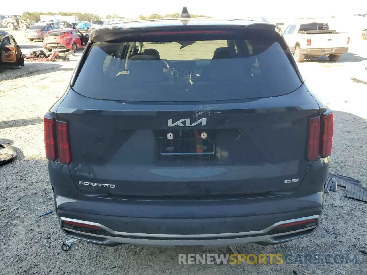 6 Photograph of a damaged car KNDRKDLG4P5163183 KIA SORENTO 2023