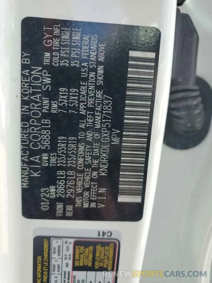 13 Photograph of a damaged car KNDRKDLGXP5171837 KIA SORENTO 2023