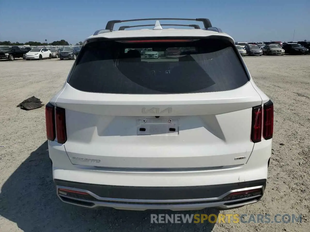 6 Photograph of a damaged car KNDRKDLGXP5171837 KIA SORENTO 2023