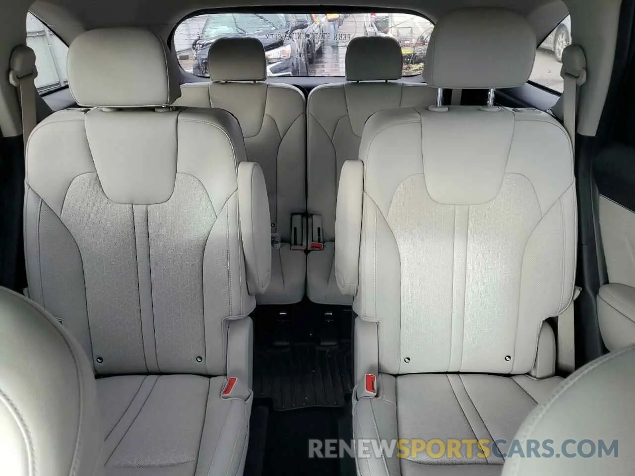 10 Photograph of a damaged car KNDRMDLH7P5201542 KIA SORENTO 2023