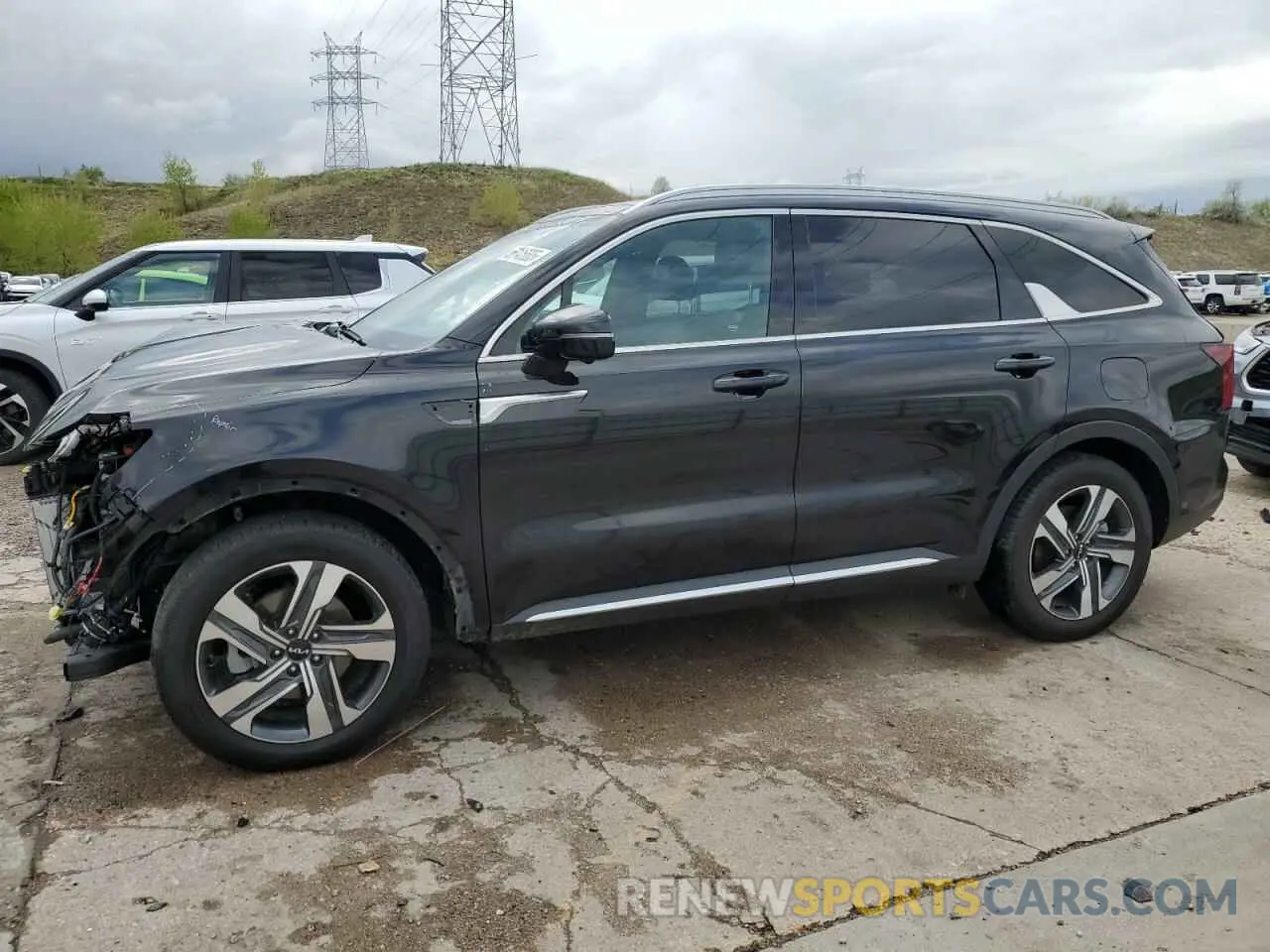 1 Photograph of a damaged car KNDRMDLHXP5213992 KIA SORENTO 2023
