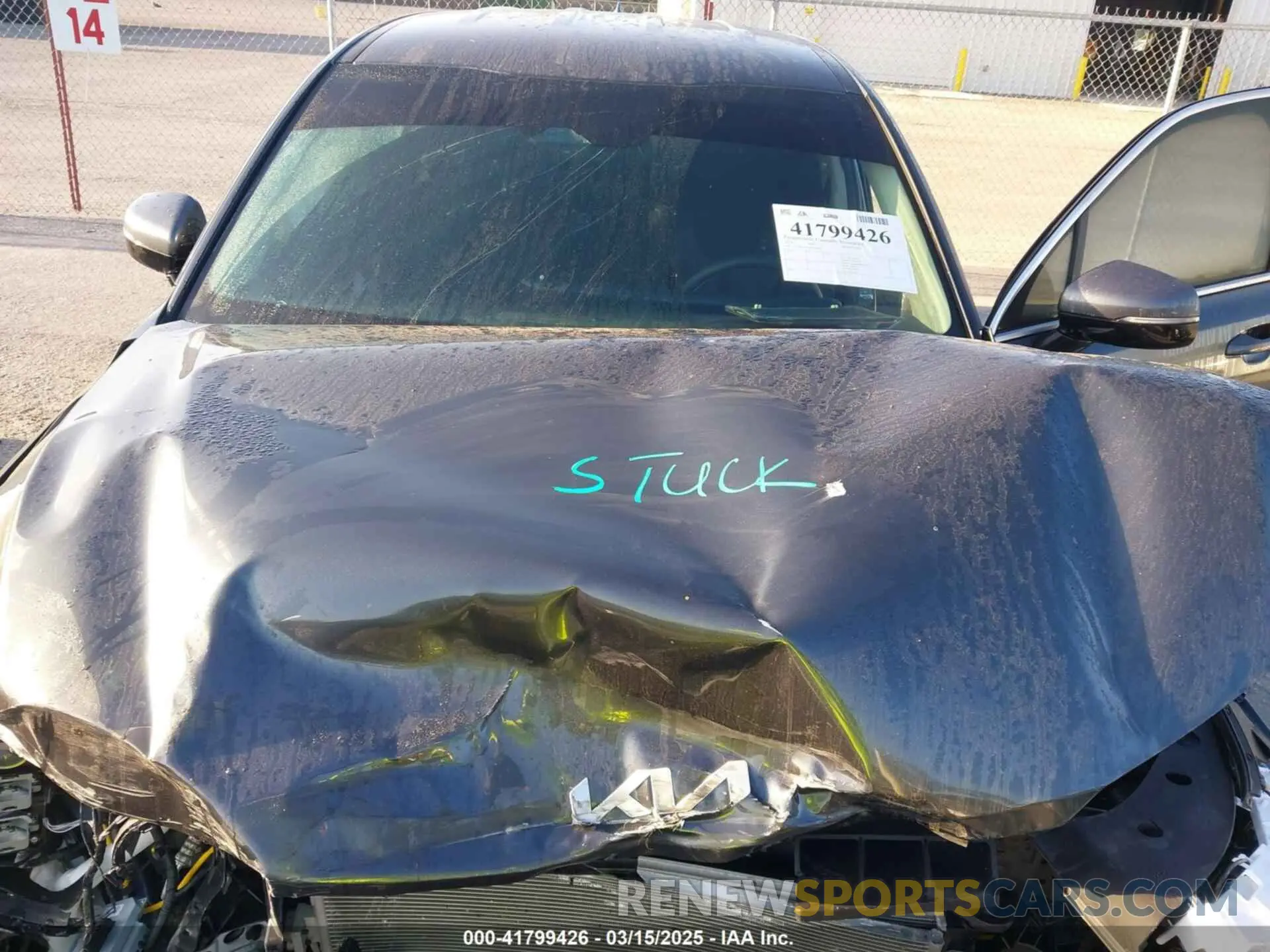 10 Photograph of a damaged car 5XYRG4JC1RG256948 KIA SORENTO 2024