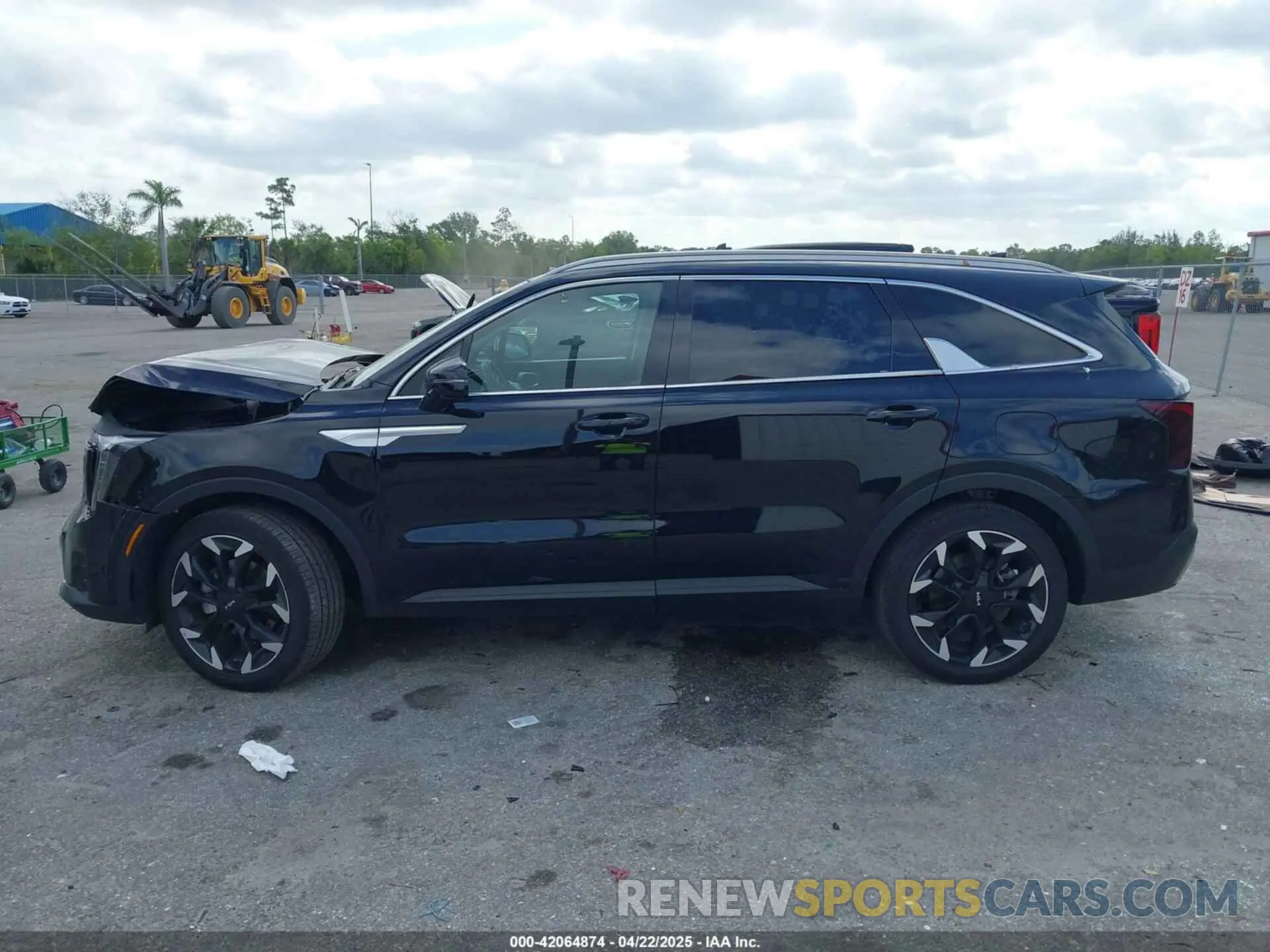 15 Photograph of a damaged car 5XYRH4JF5RG258113 KIA SORENTO 2024