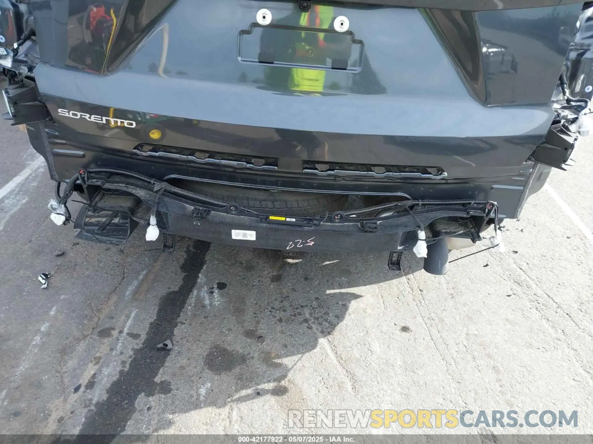19 Photograph of a damaged car 5XYRH4JF7RG298595 KIA SORENTO 2024