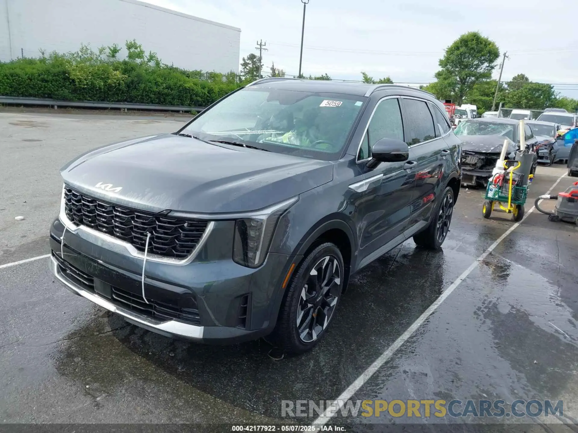 2 Photograph of a damaged car 5XYRH4JF7RG298595 KIA SORENTO 2024