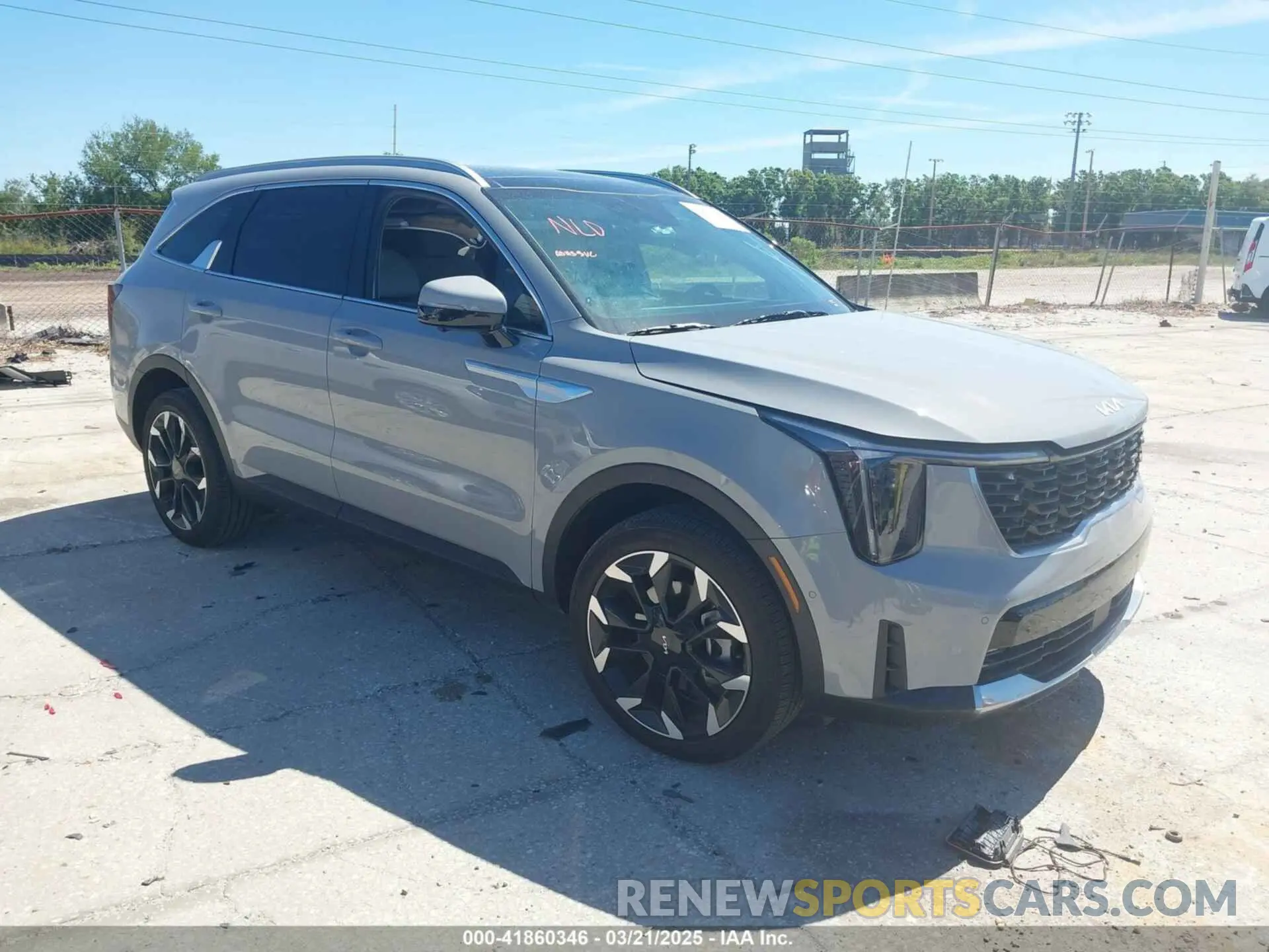 1 Photograph of a damaged car 5XYRK4JF2RG303784 KIA SORENTO 2024