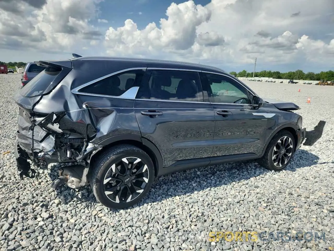 3 Photograph of a damaged car 5XYRK4JFXRG267911 KIA SORENTO 2024
