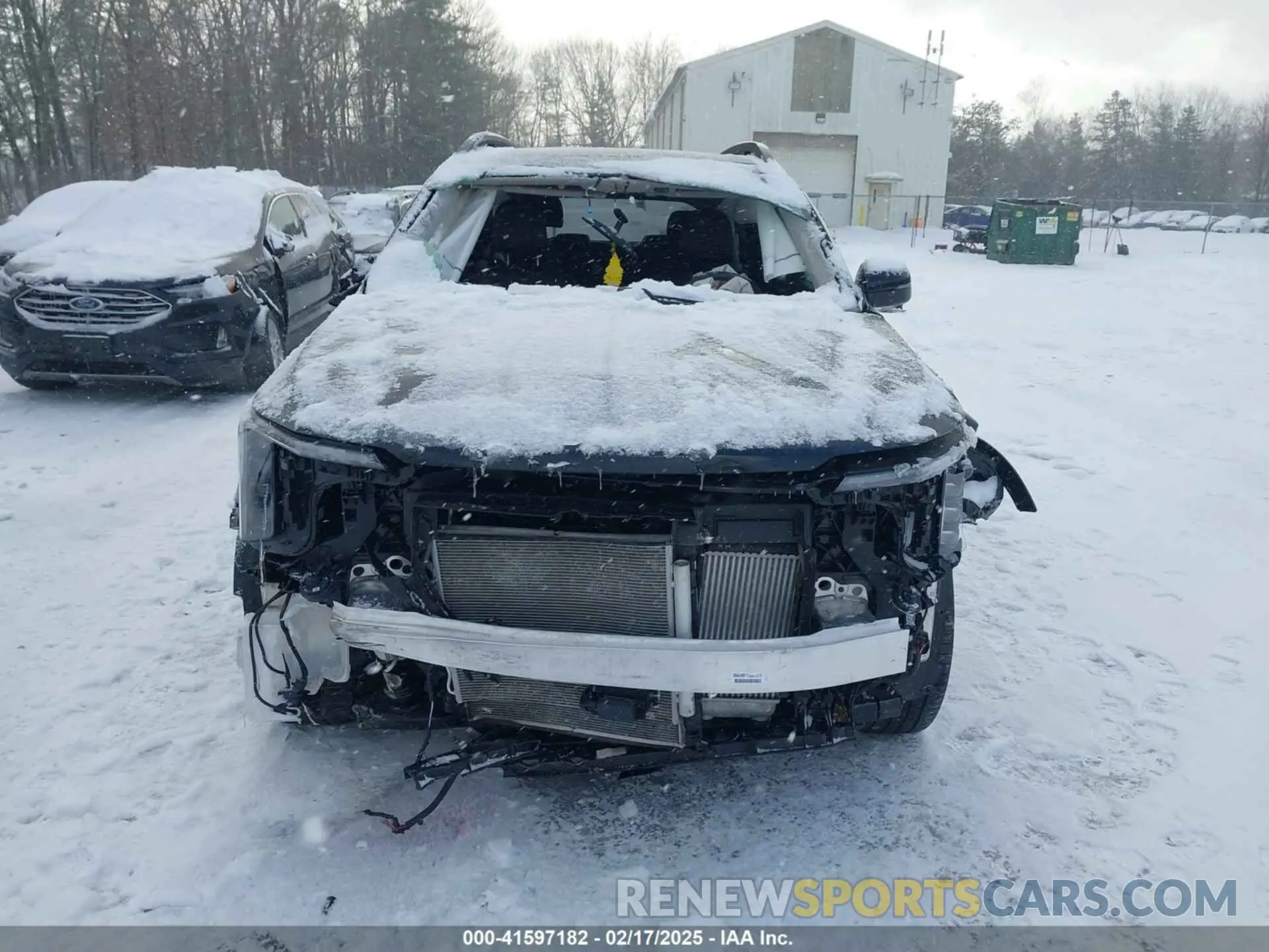 12 Photograph of a damaged car 5XYRKDJF1RG293796 KIA SORENTO 2024