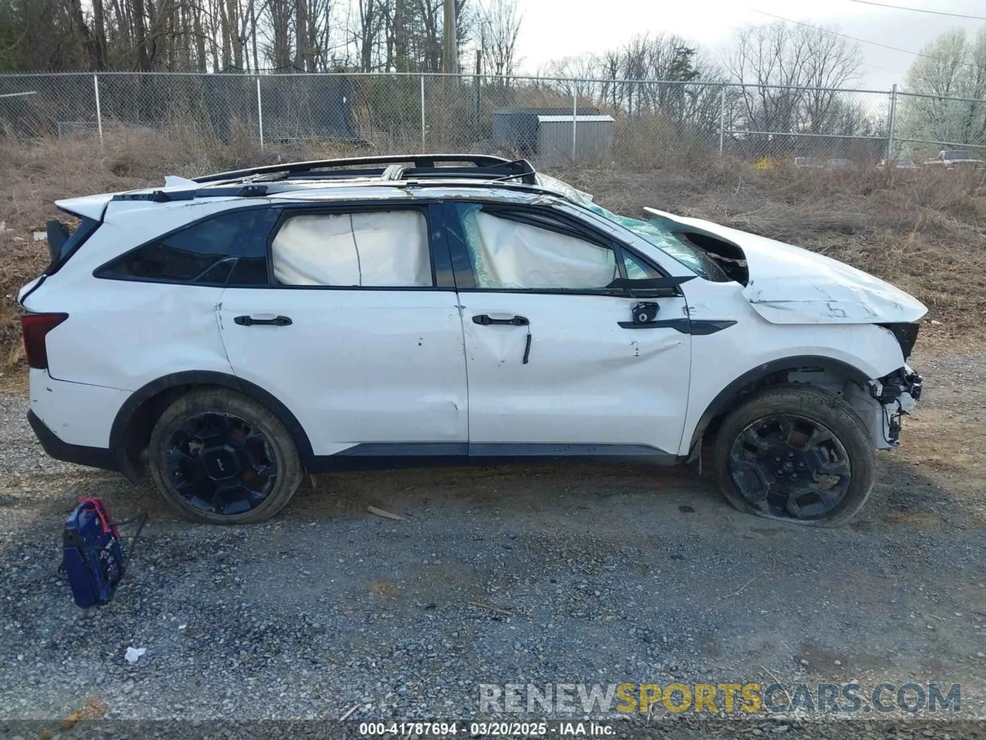 13 Photograph of a damaged car 5XYRKDJF2RG258801 KIA SORENTO 2024