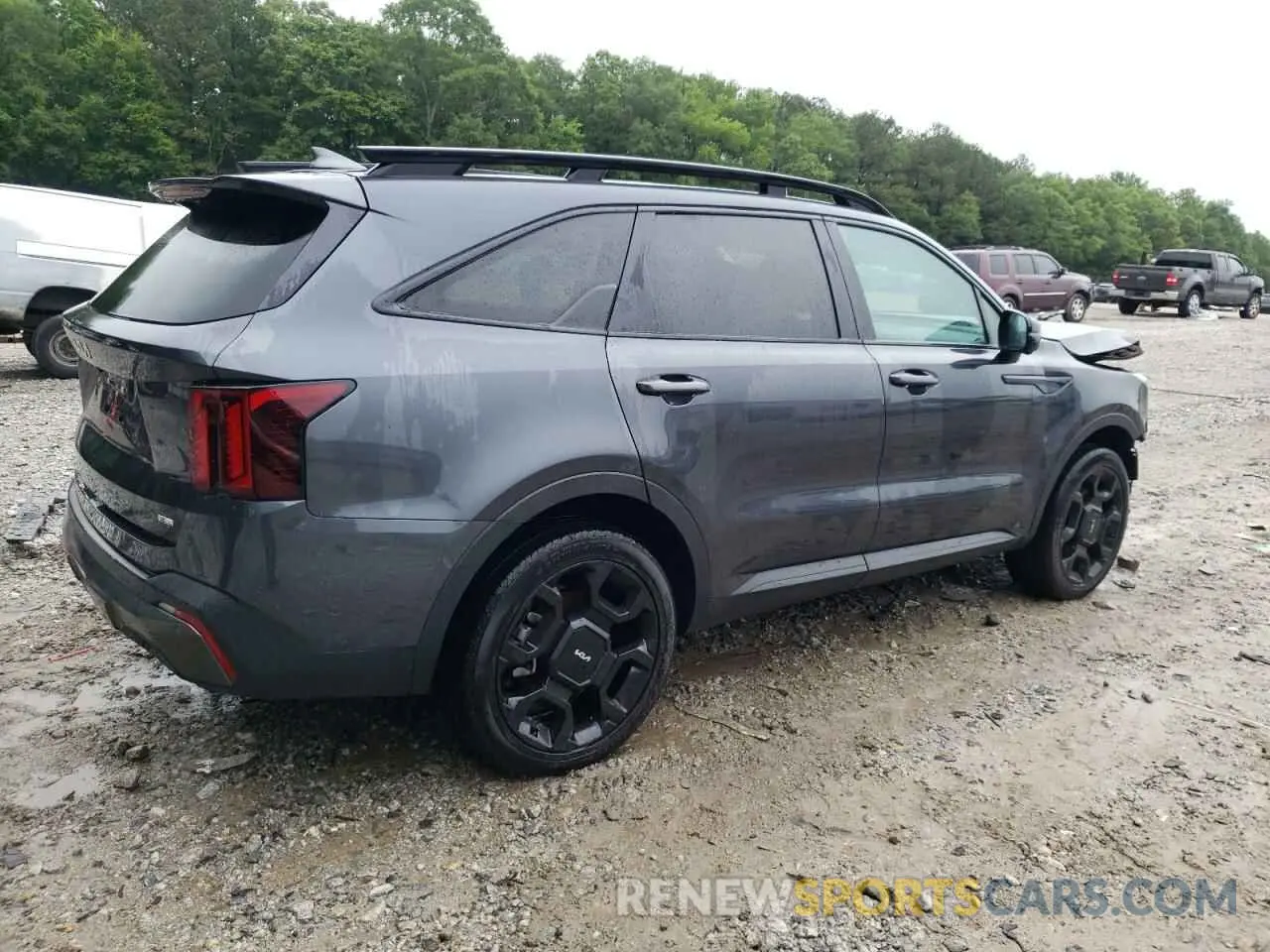 3 Photograph of a damaged car 5XYRKDJF4RG268374 KIA SORENTO 2024