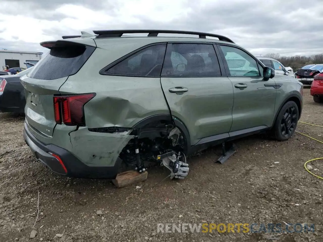 3 Photograph of a damaged car 5XYRKDJF5RG303987 KIA SORENTO 2024