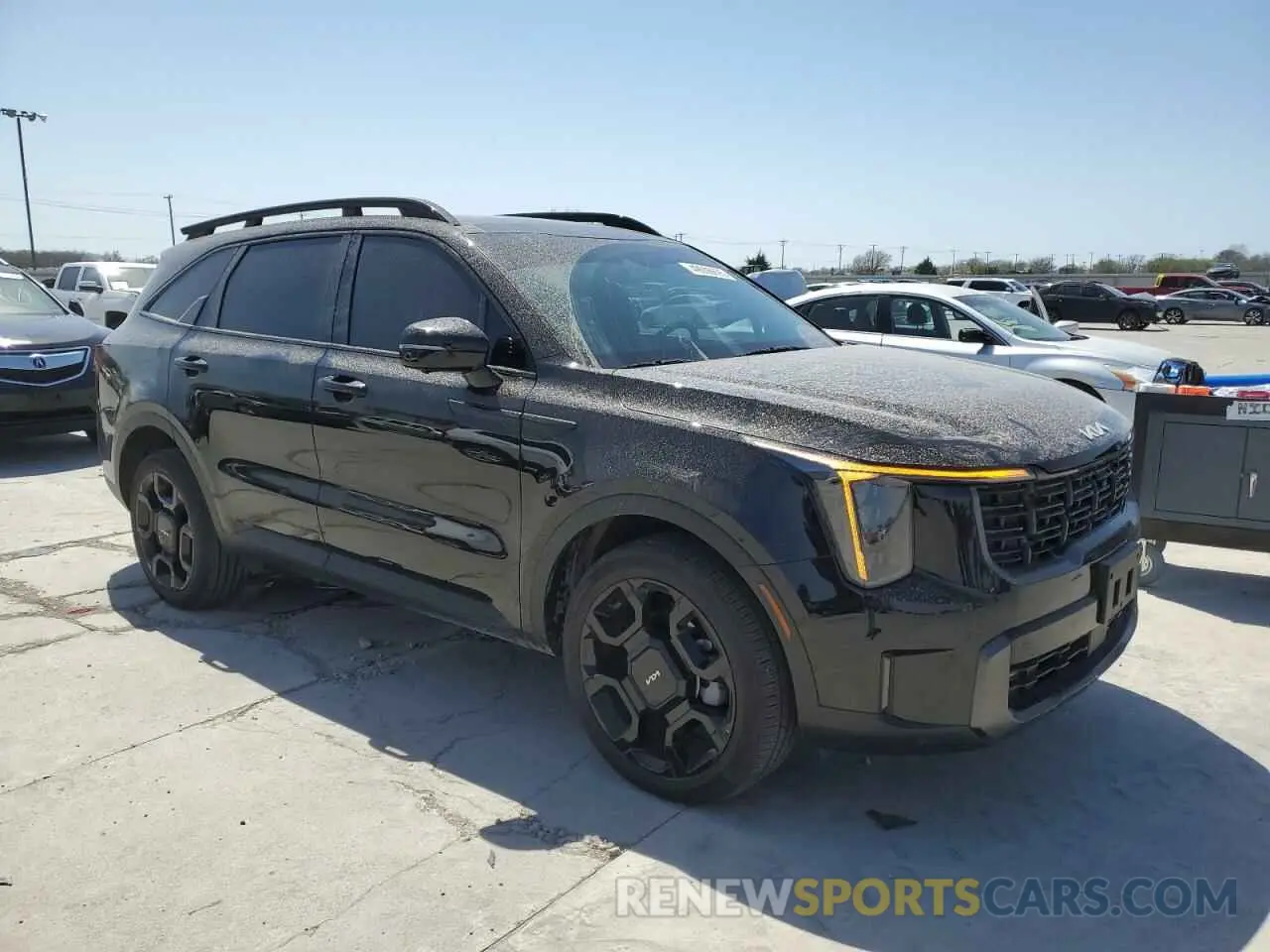 4 Photograph of a damaged car 5XYRKDJFXRG297135 KIA SORENTO 2024