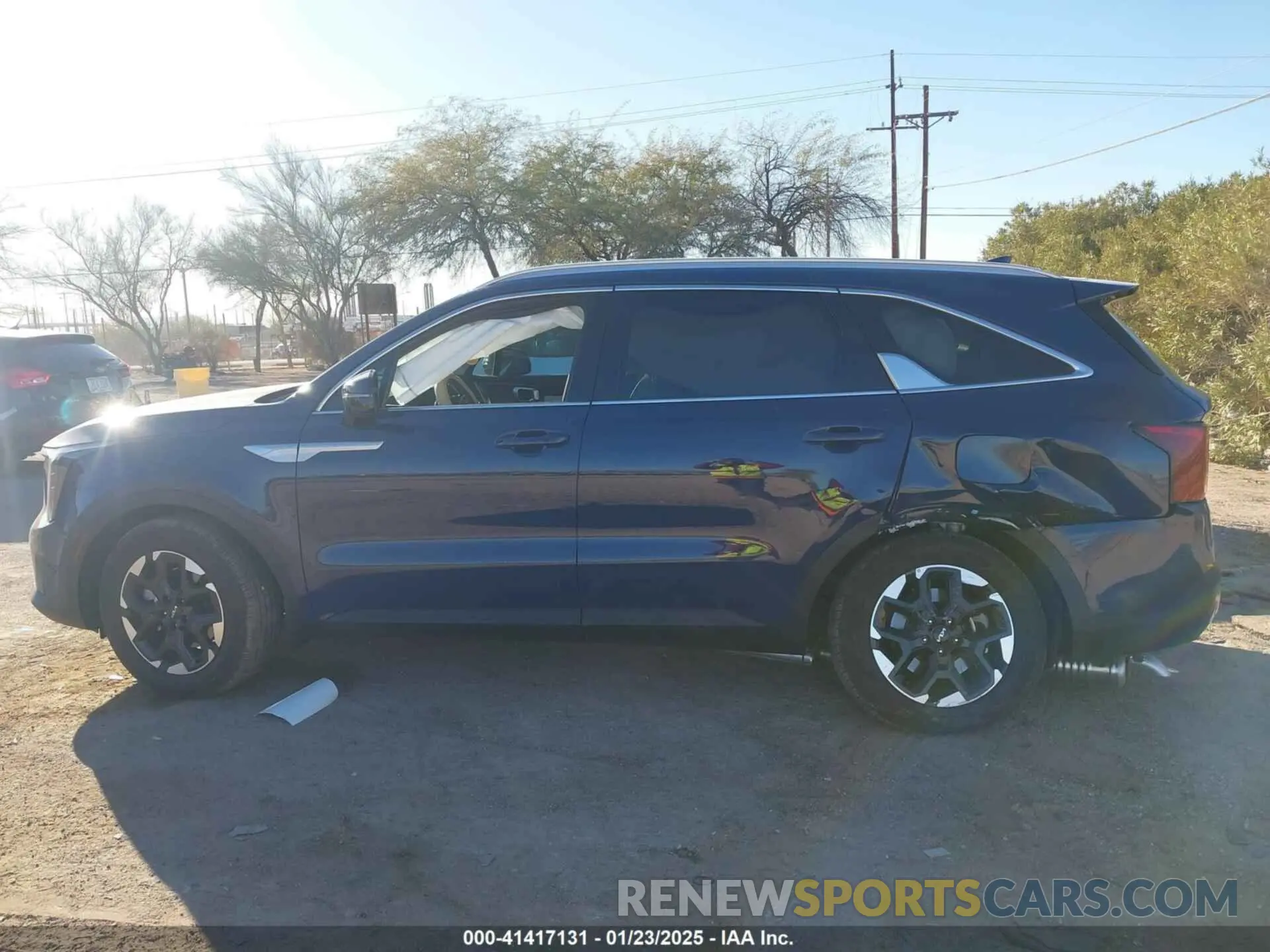 14 Photograph of a damaged car 5XYRL4JC0RG276555 KIA SORENTO 2024